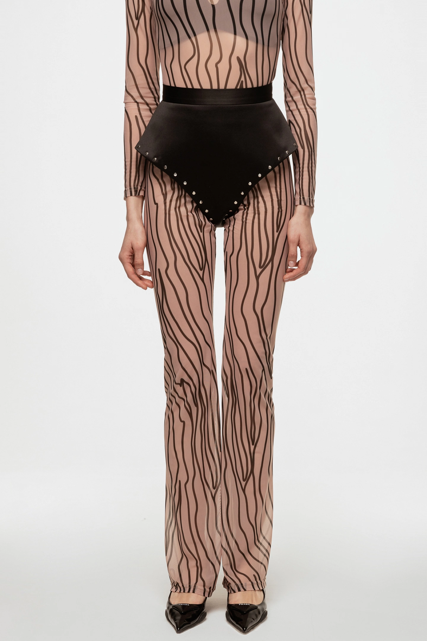 Баска с клёпками