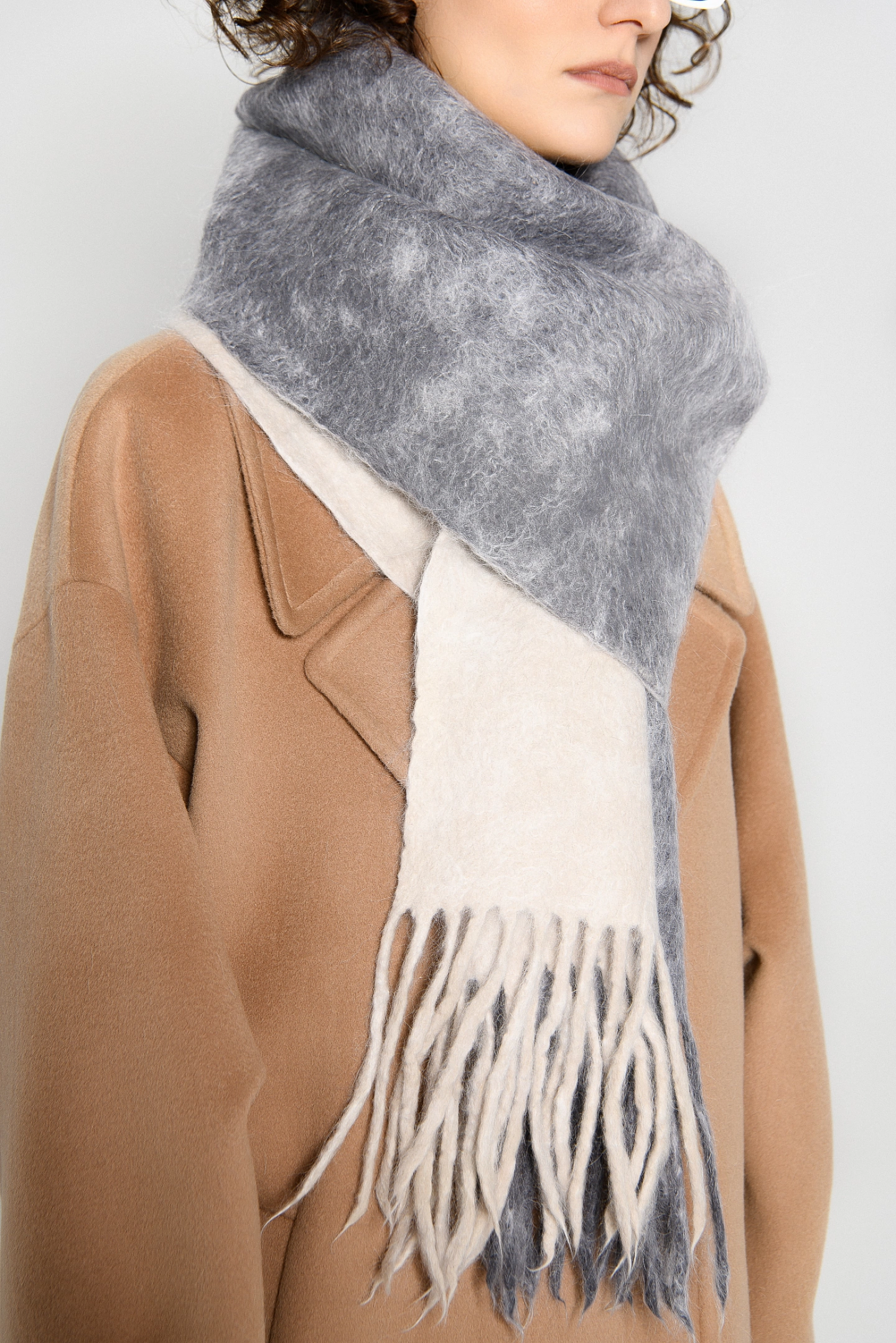 Шарф валеный с повязкой на голову