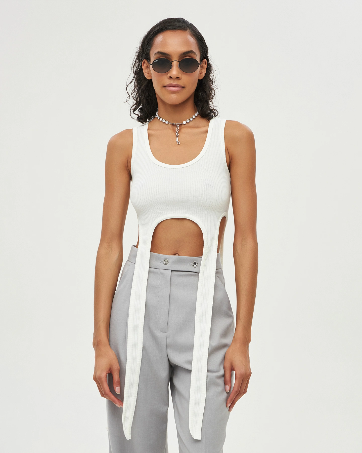 T-shirt with gussets