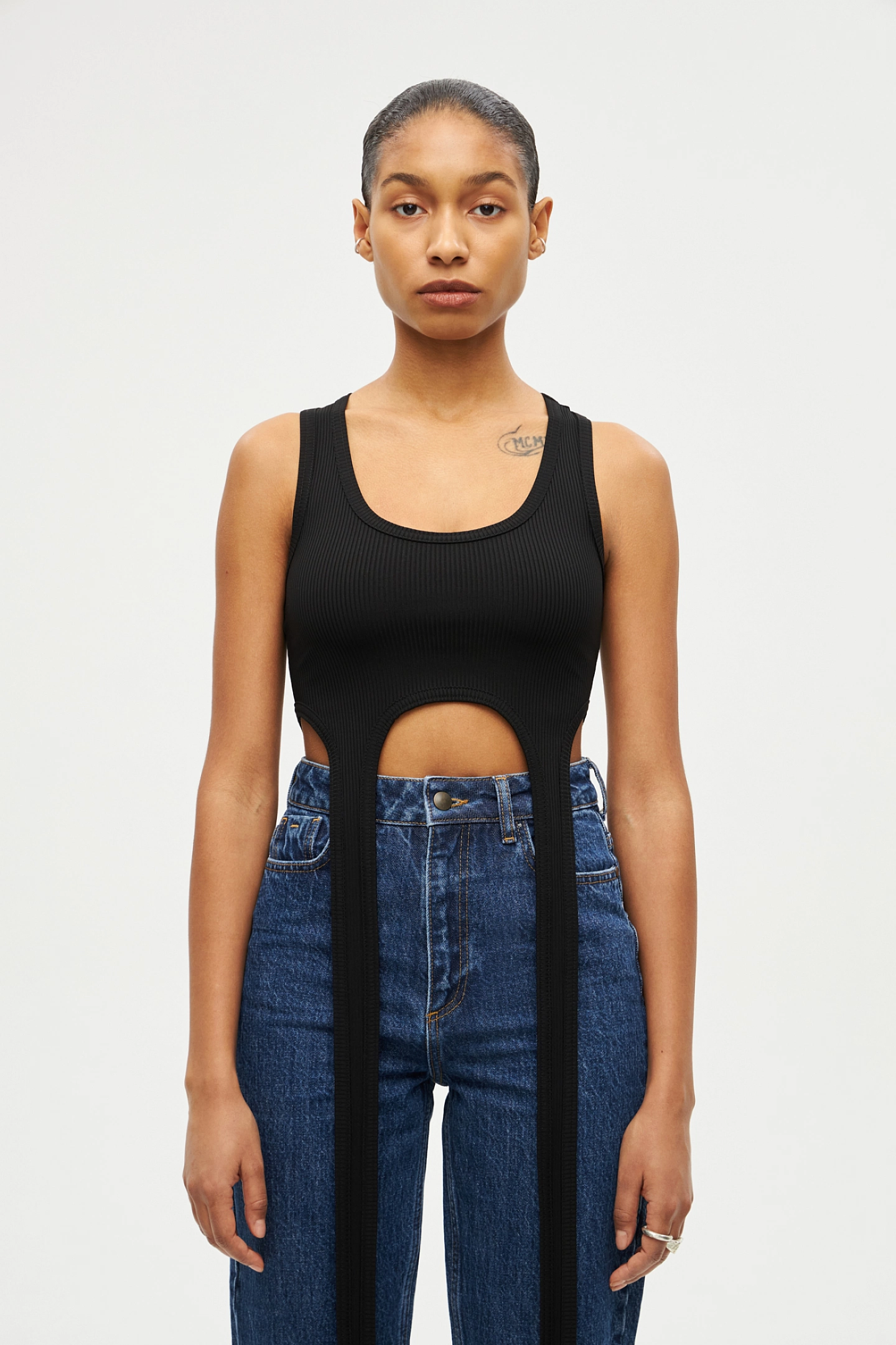 Майка - алкоголичка с хлястами