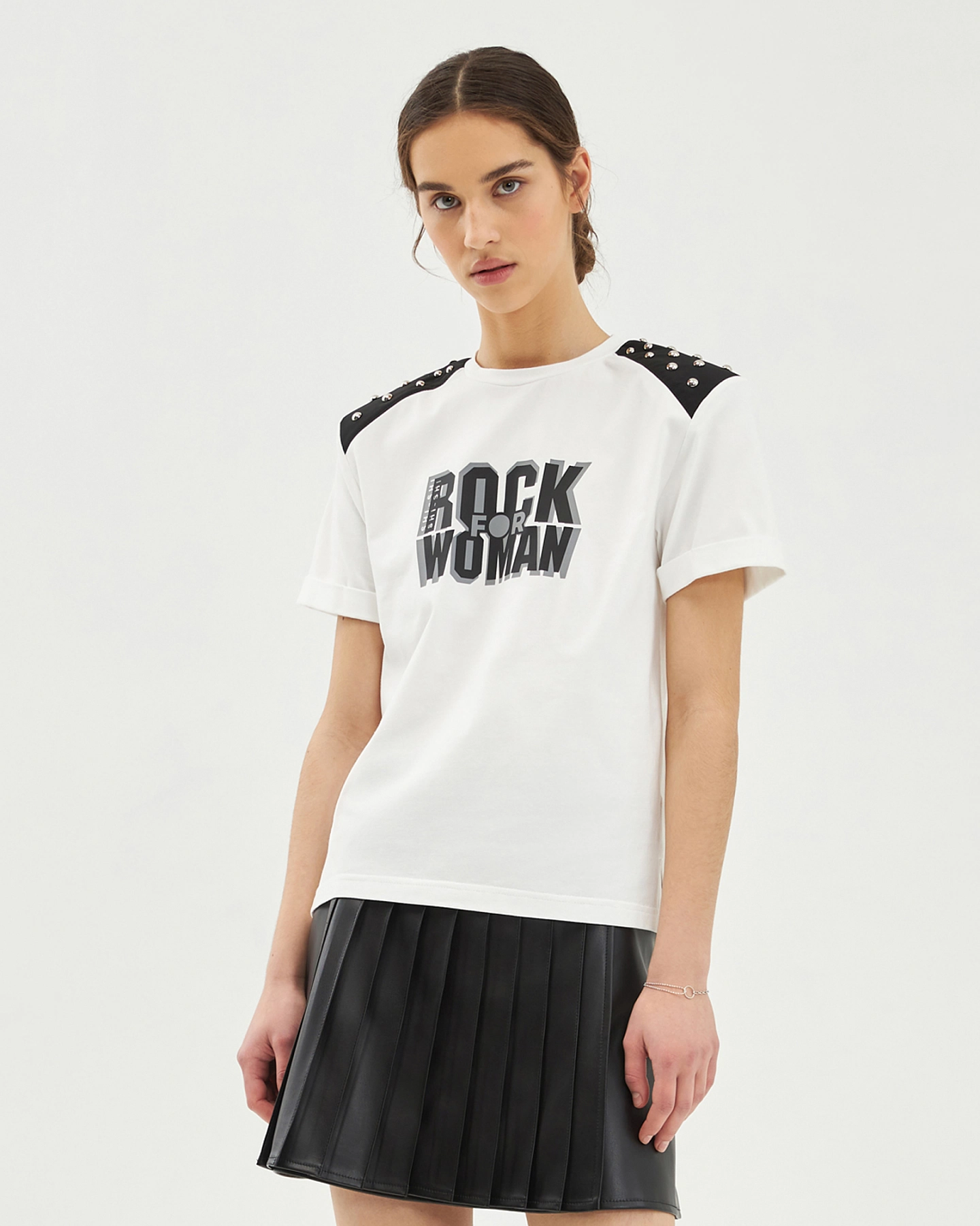 Printed t-shirt with trim and buttons