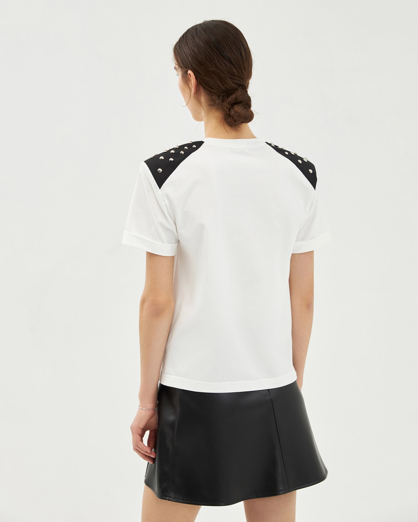Printed t-shirt with trim and buttons