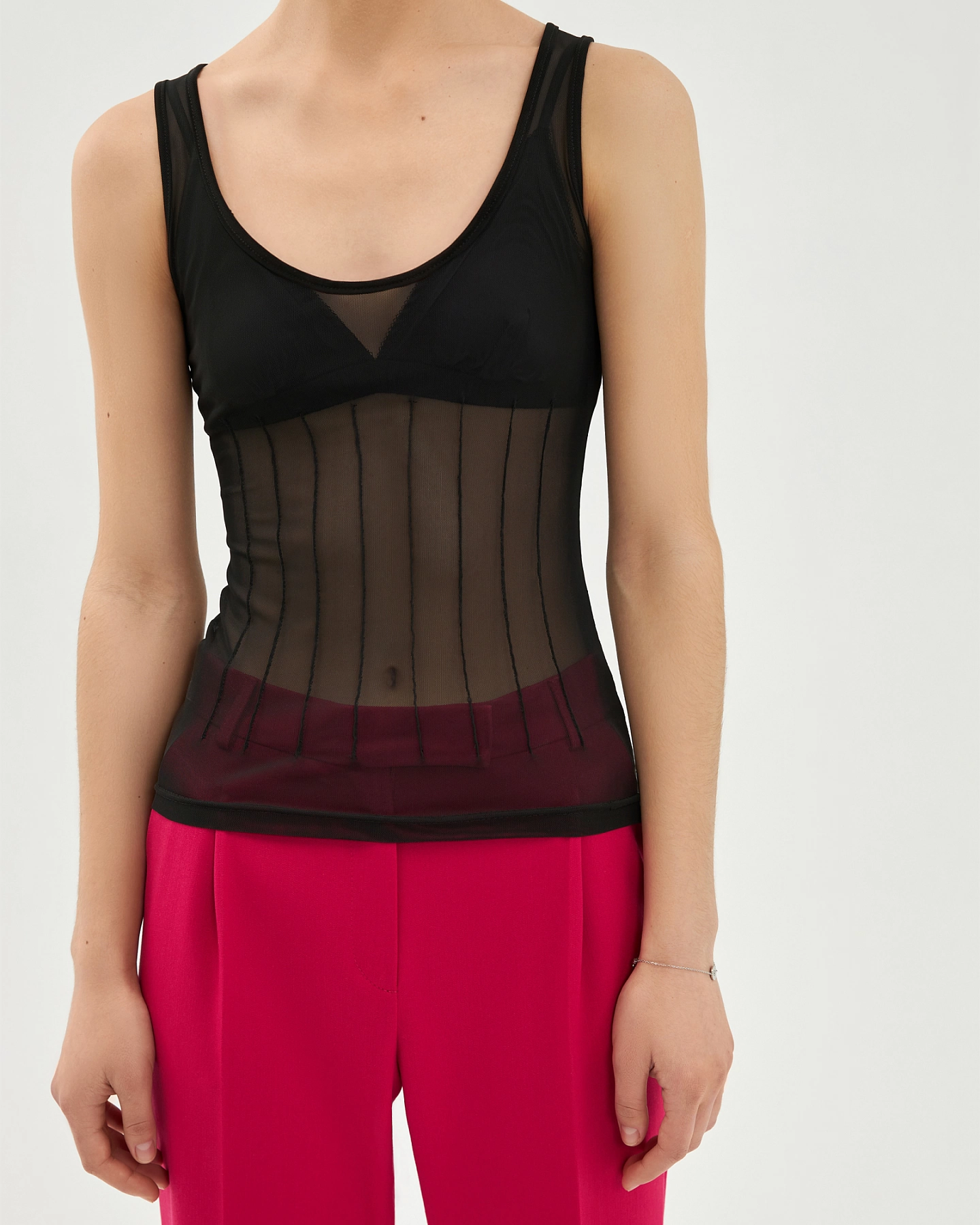 Майка с защипами