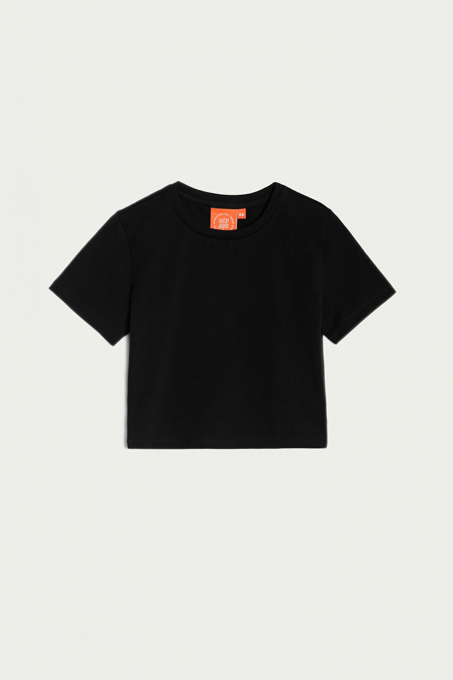 Футболка облегающая короткая