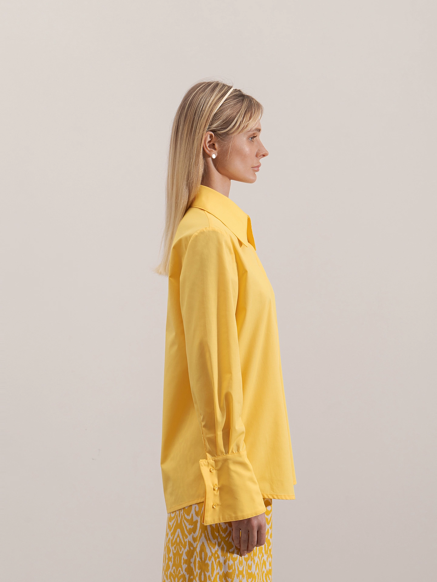 Рубашка с острым воротничком