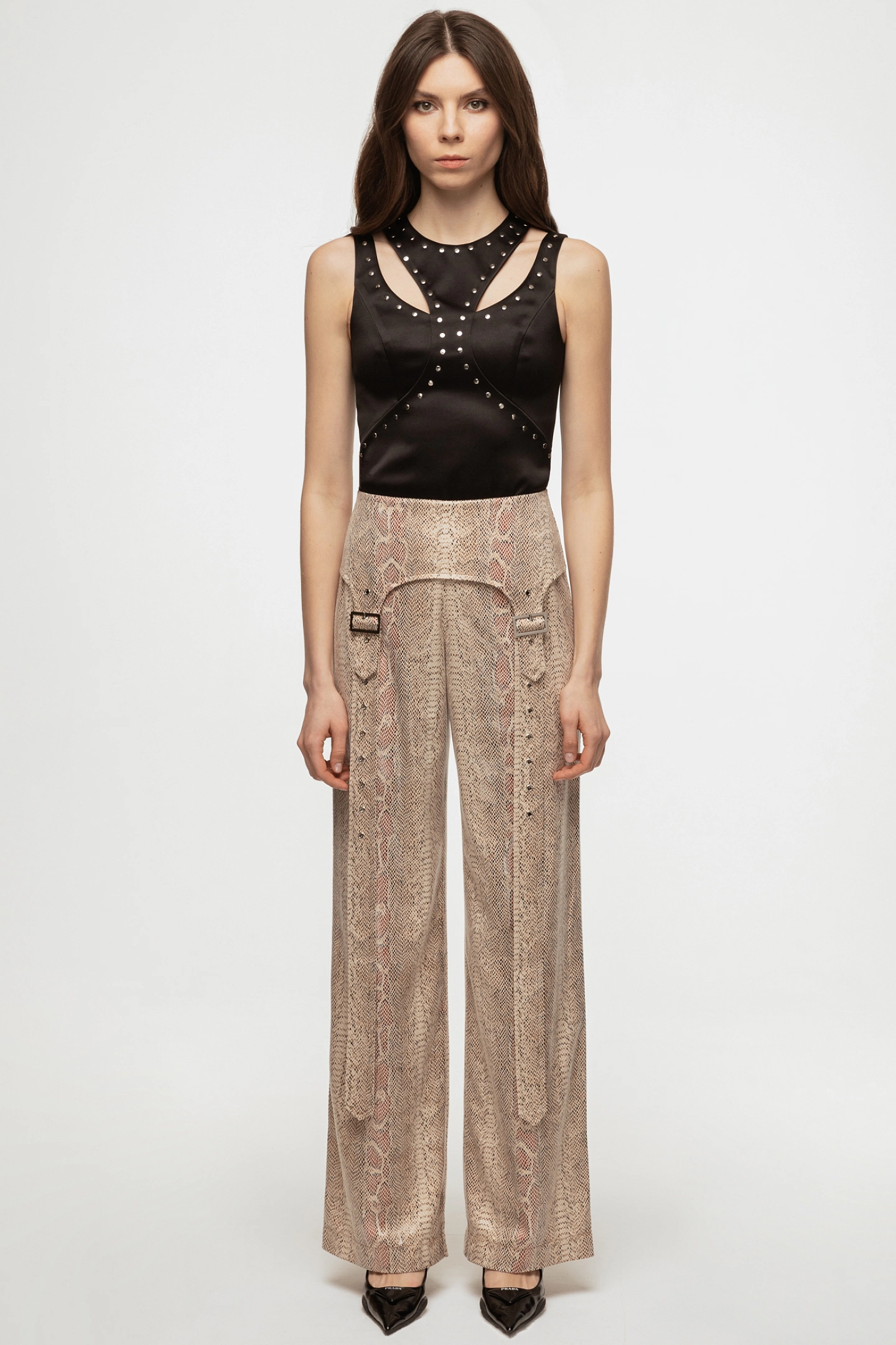 Топ корсетный с клёпками