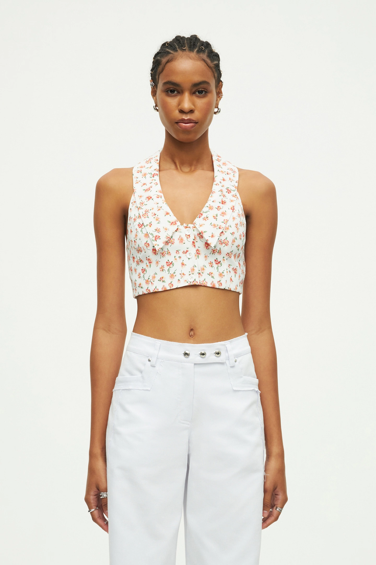 Топ с открытой спиной и воротником