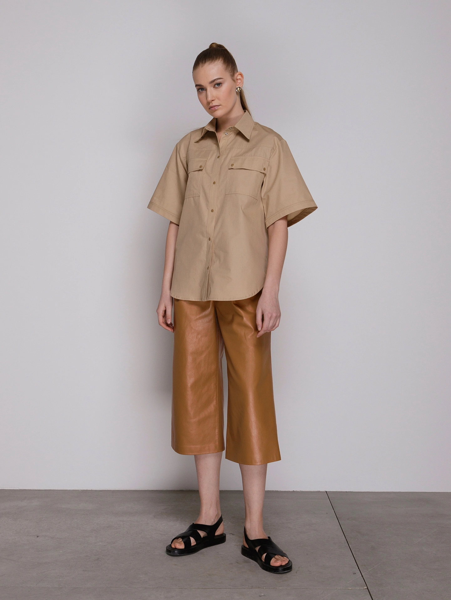 Рубашка на кнопках