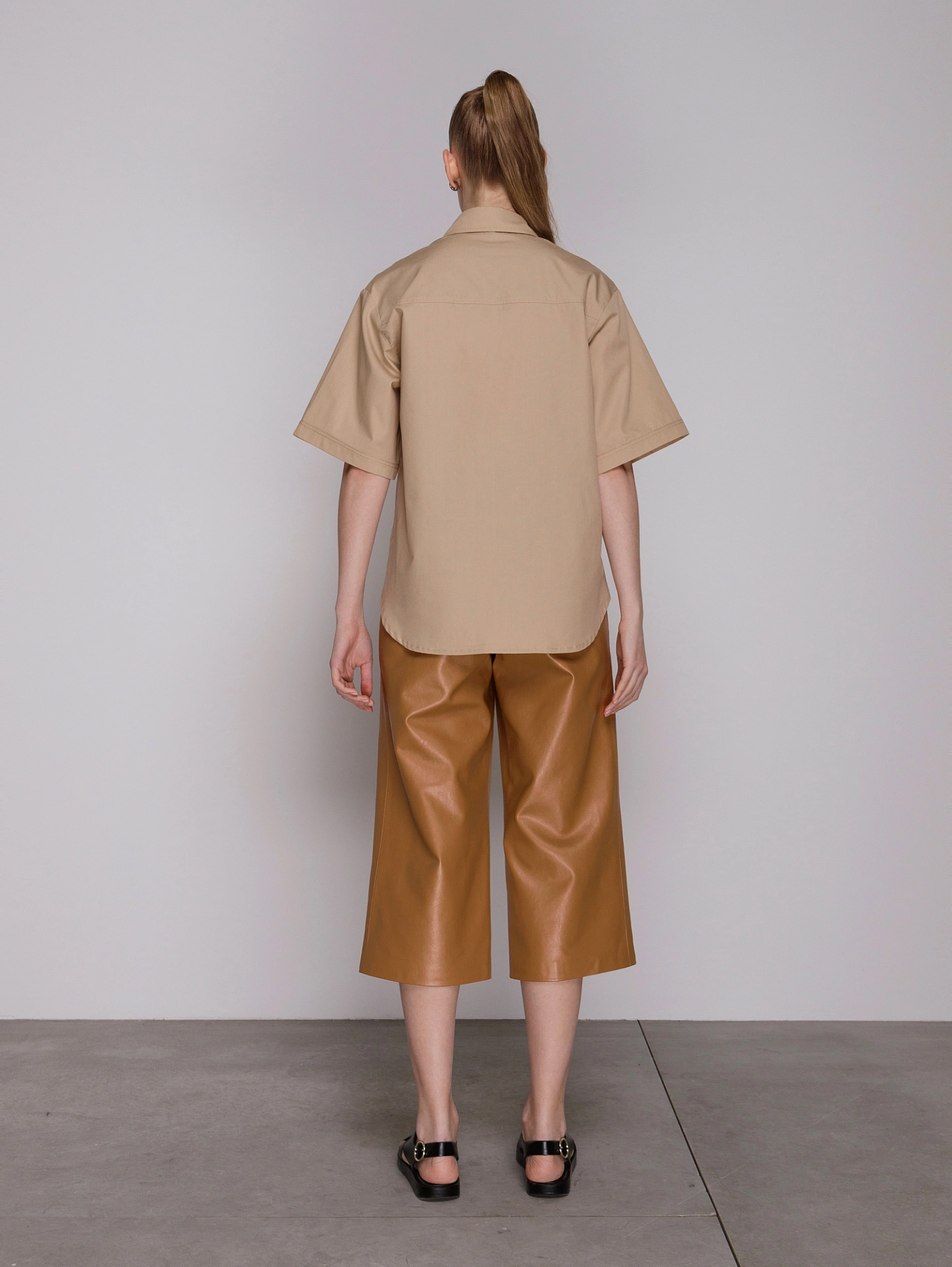 Рубашка на кнопках