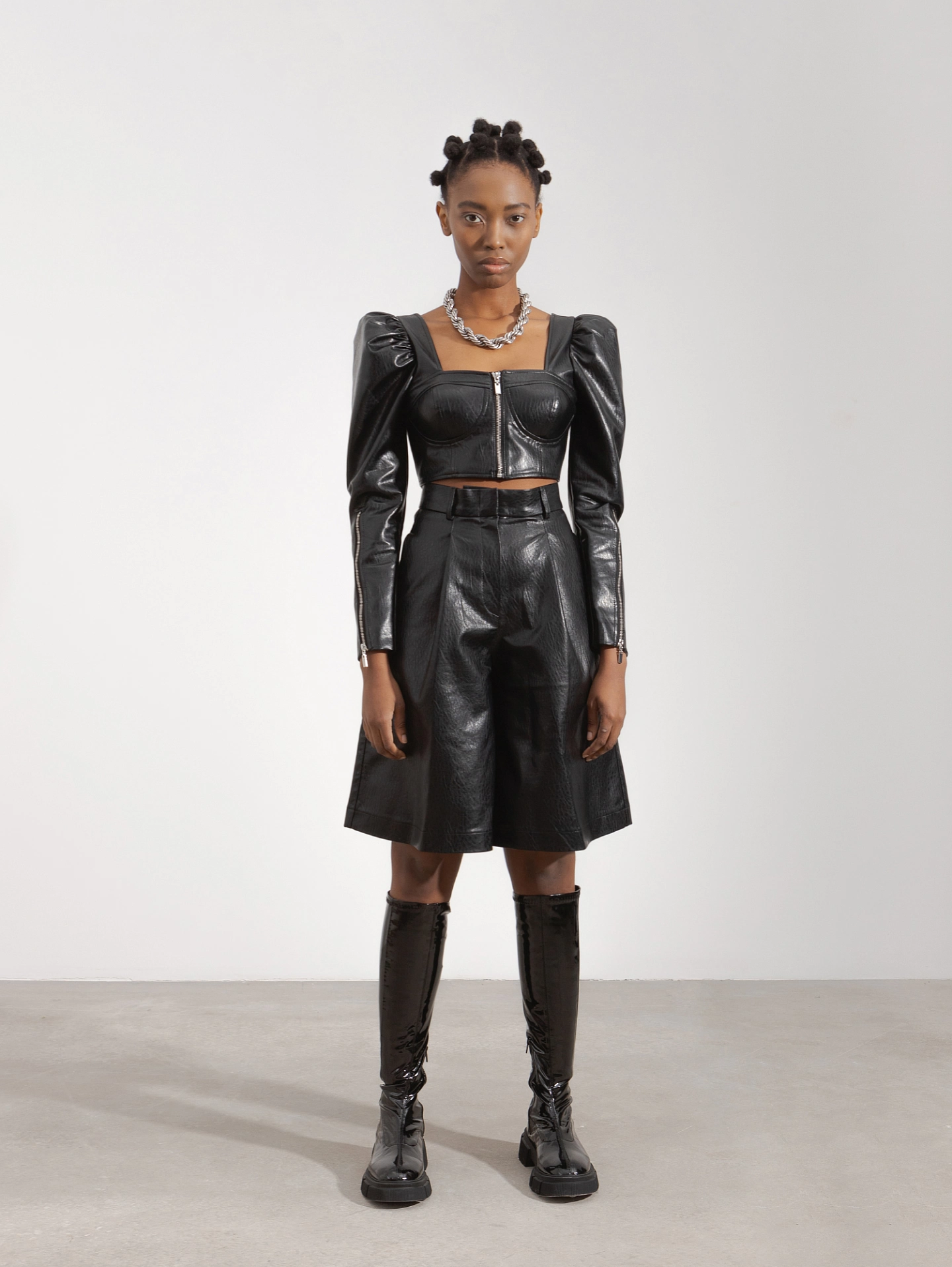 Топ на корсетной основе с рукавом