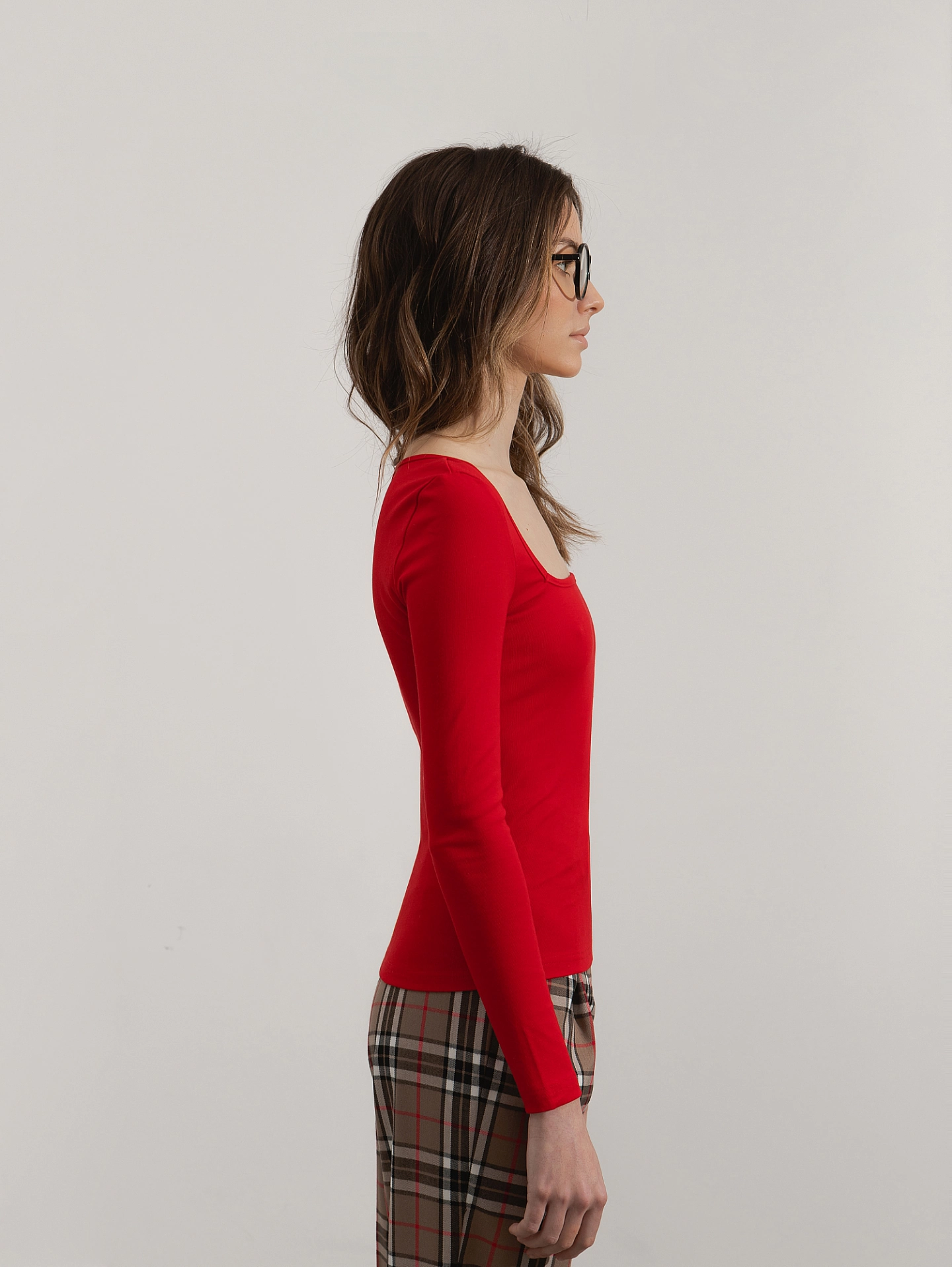 Лонгслив трикотажный с квадратным вырезом