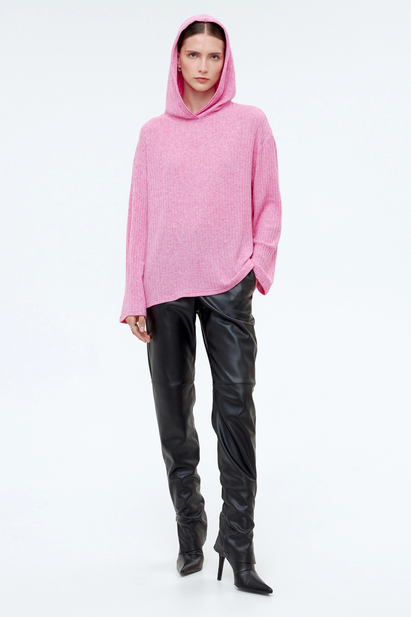 Лонгслив с капюшоном