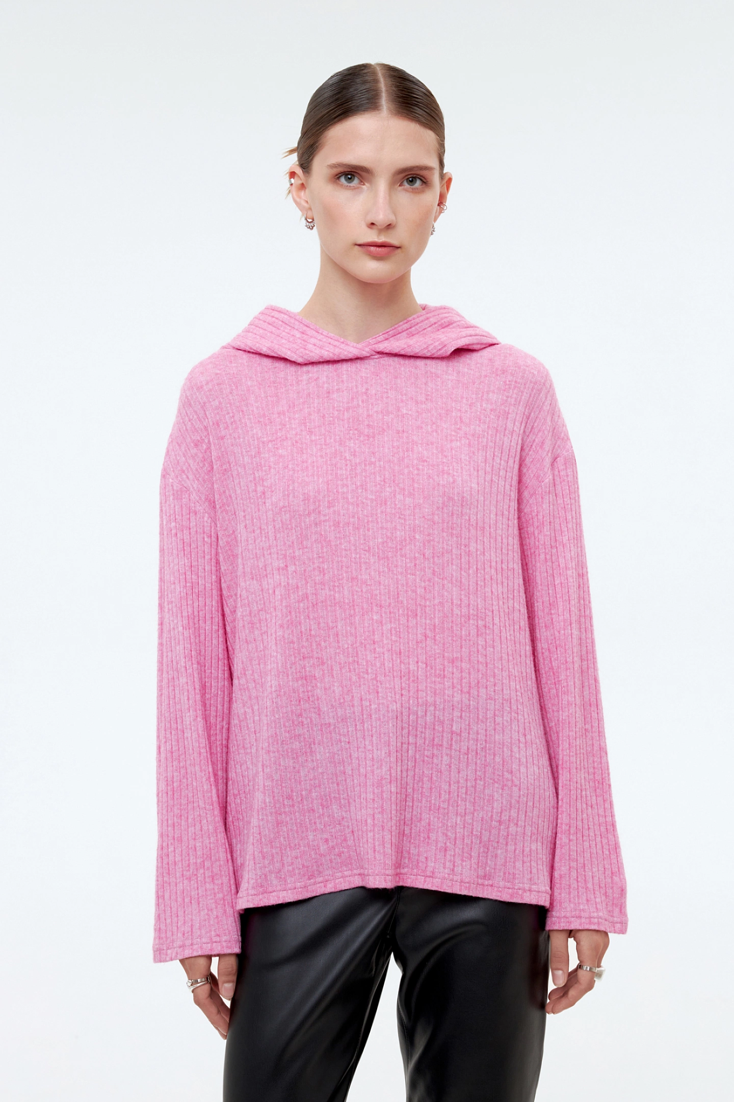 Лонгслив с капюшоном