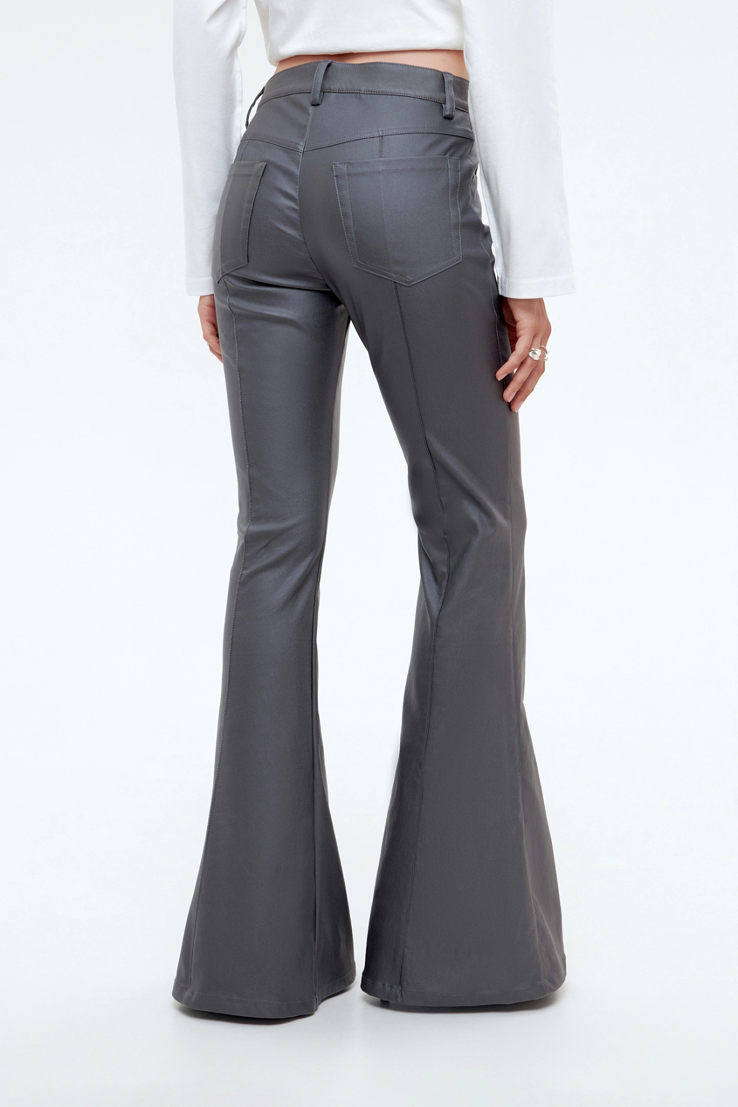 Брюки клёш с рельефами