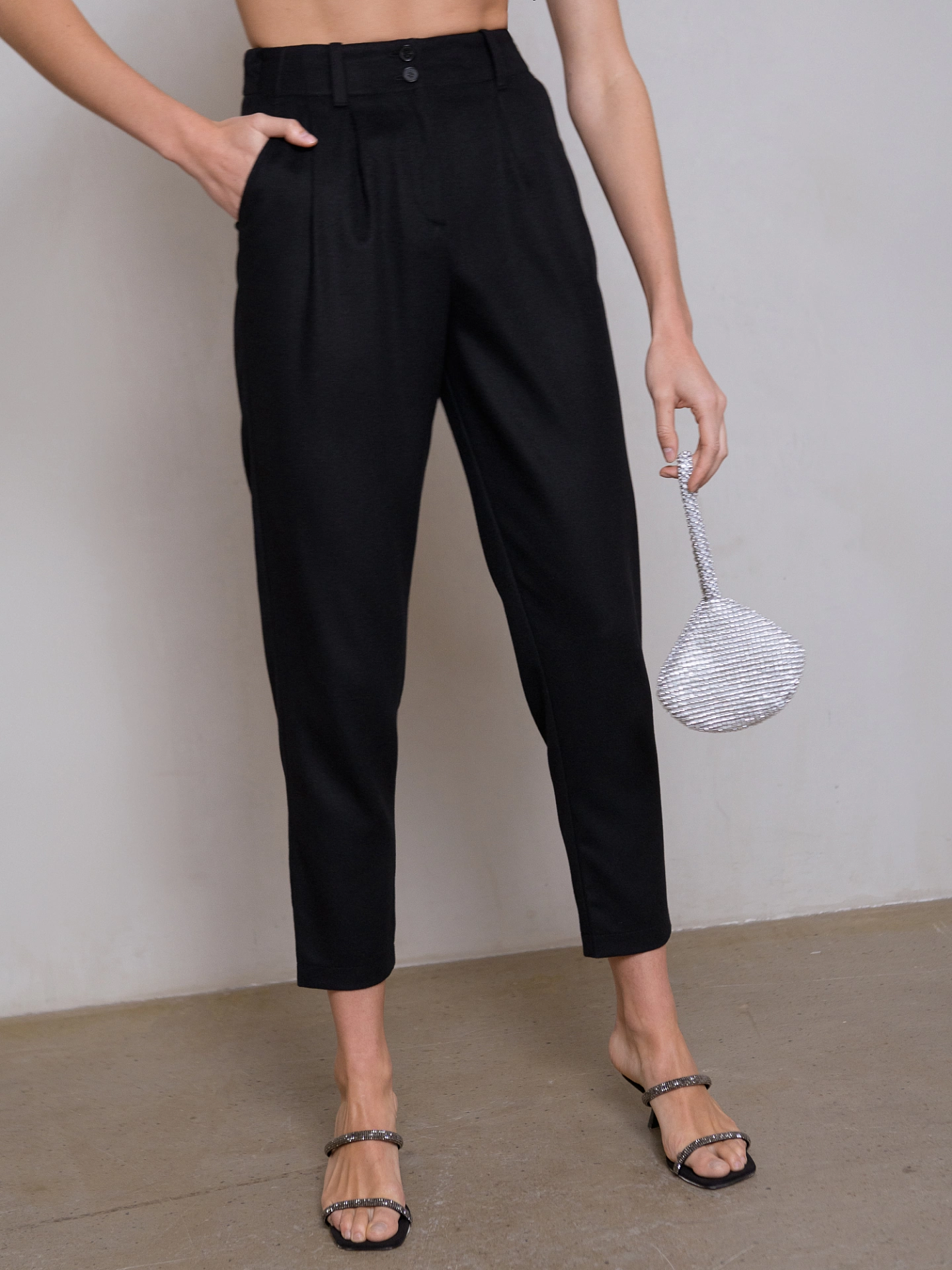 Брюки бананы без пояса