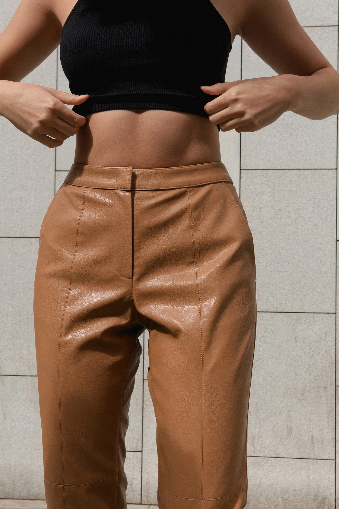 Брюки из эко - кожи