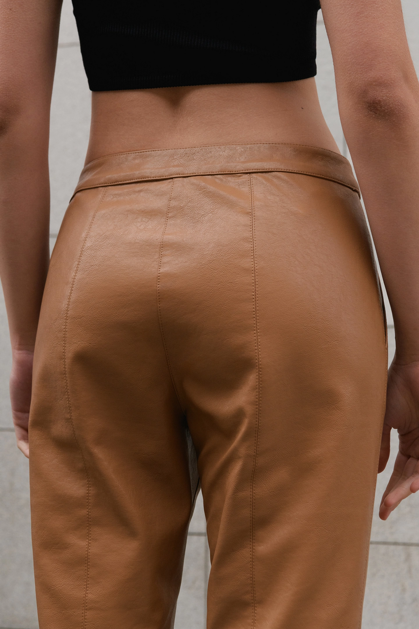 Брюки из эко - кожи