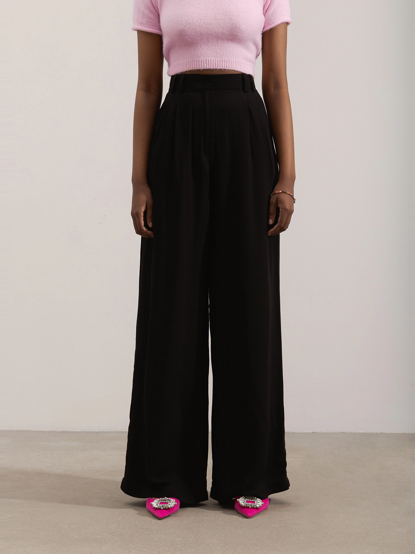 Брюки с двумя складками