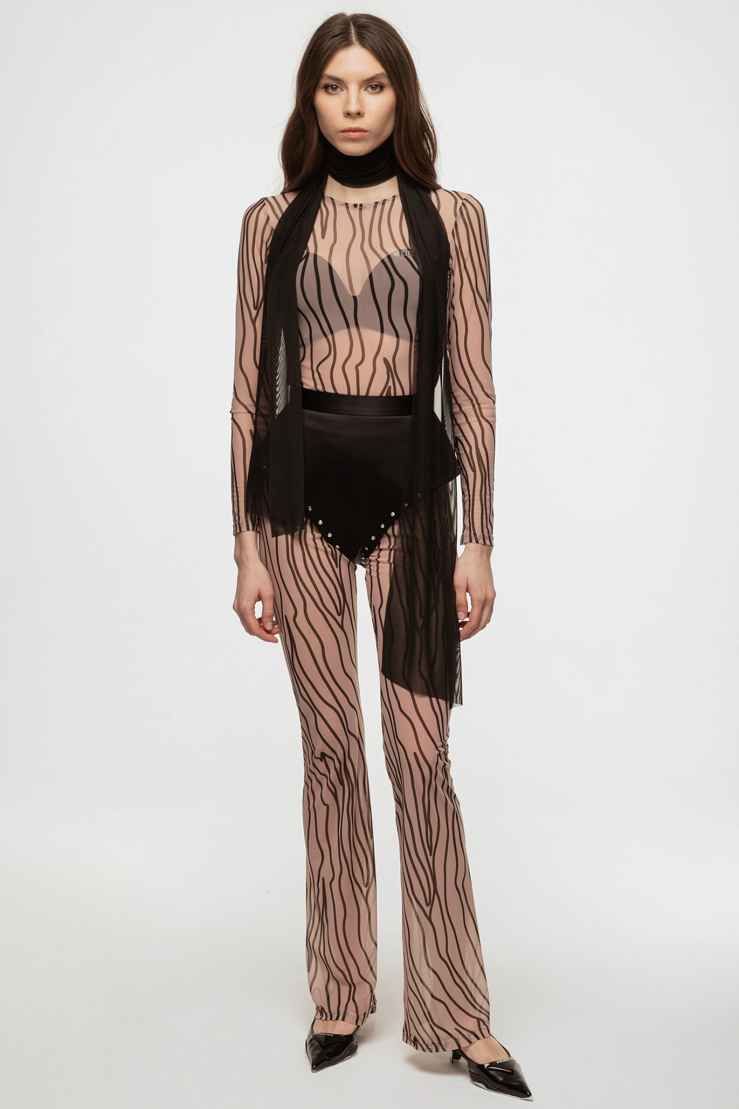 Брюки из трикотажной сетки