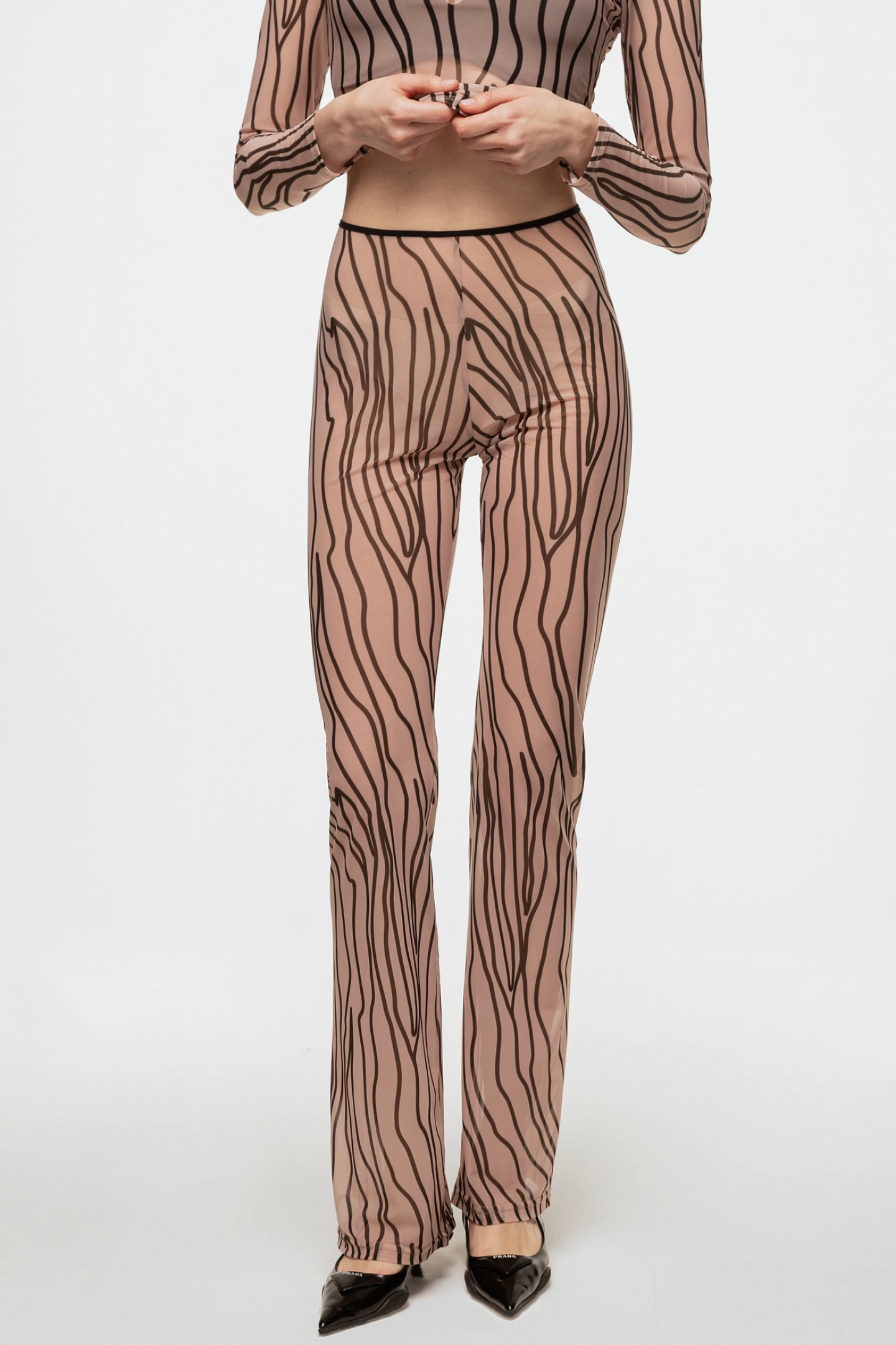 Брюки из трикотажной сетки