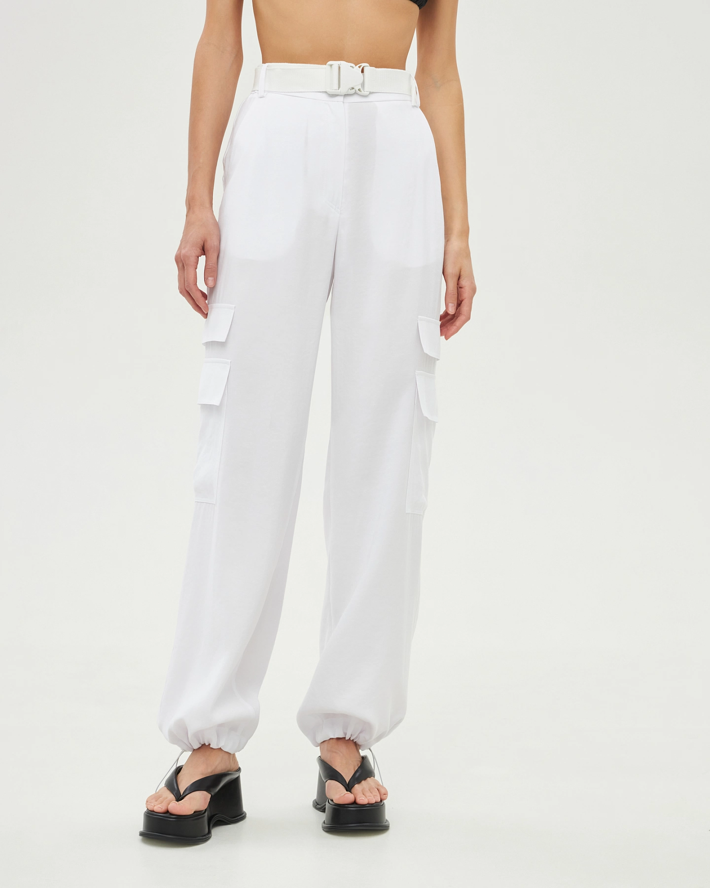 Брюки карго из лёгкой ткани