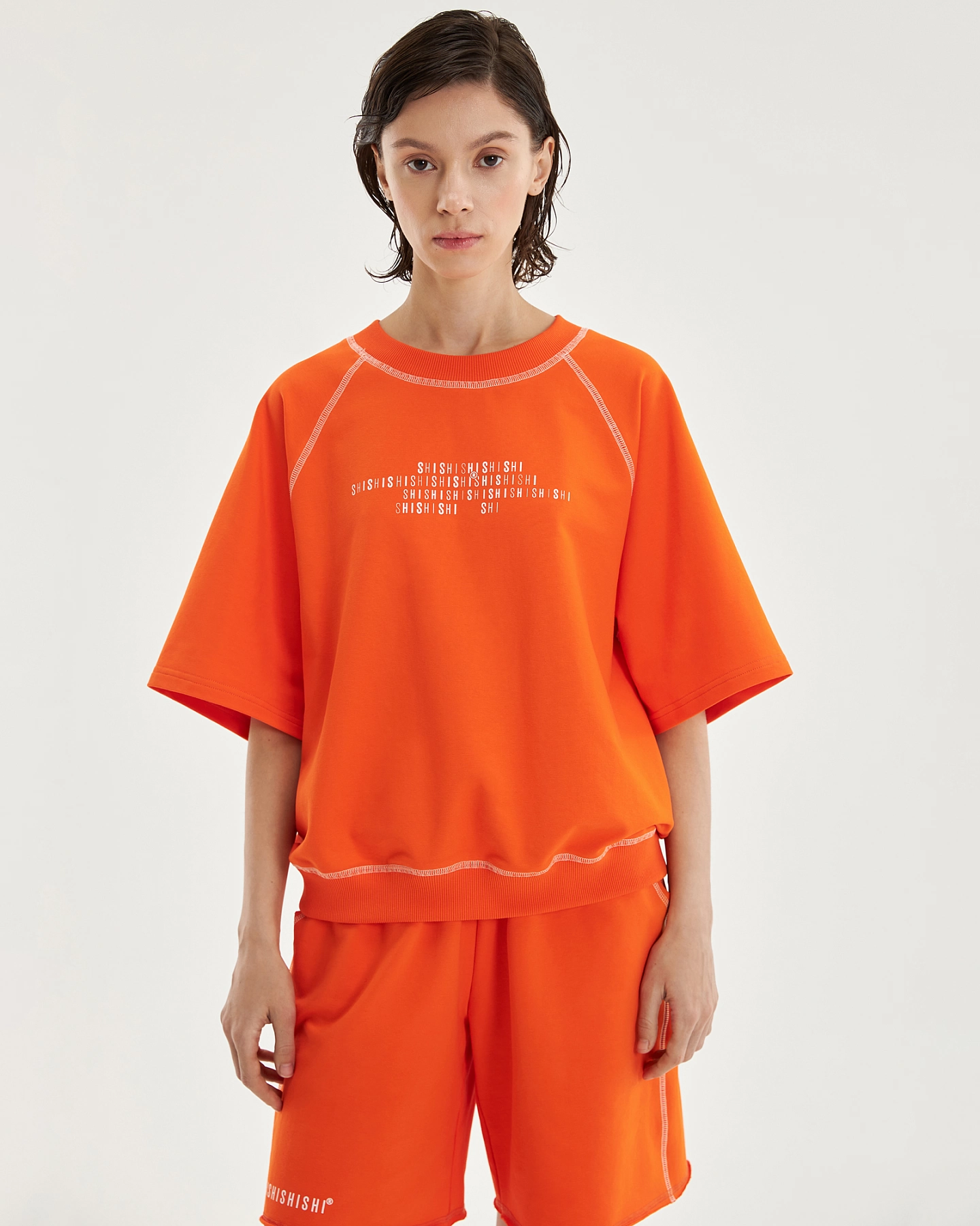 Футболка с рукавом реглан