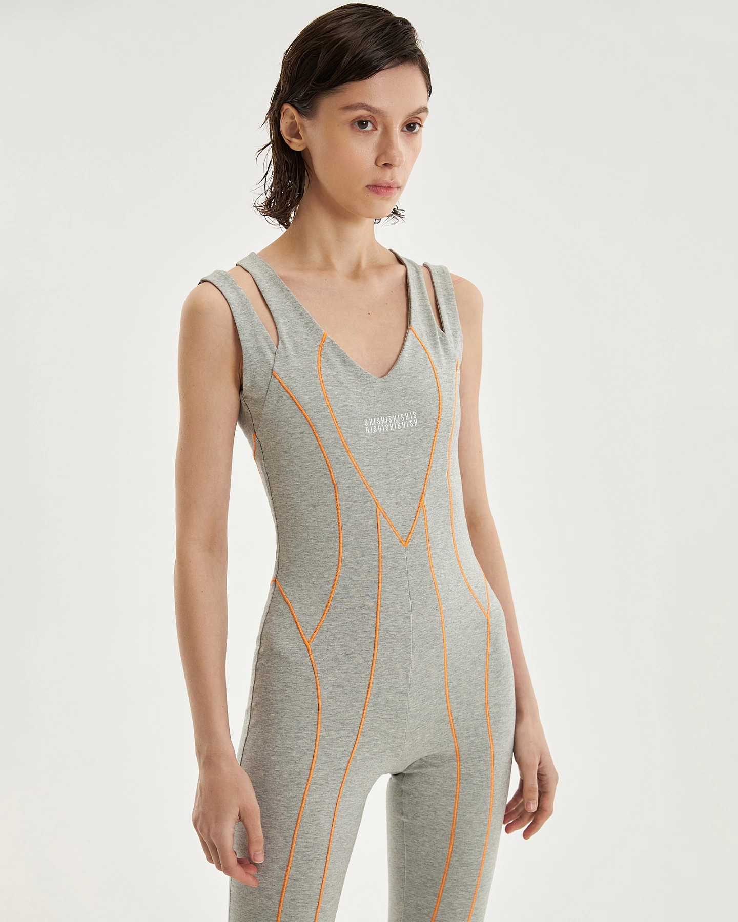 Комбинезон из плотного трикотажа