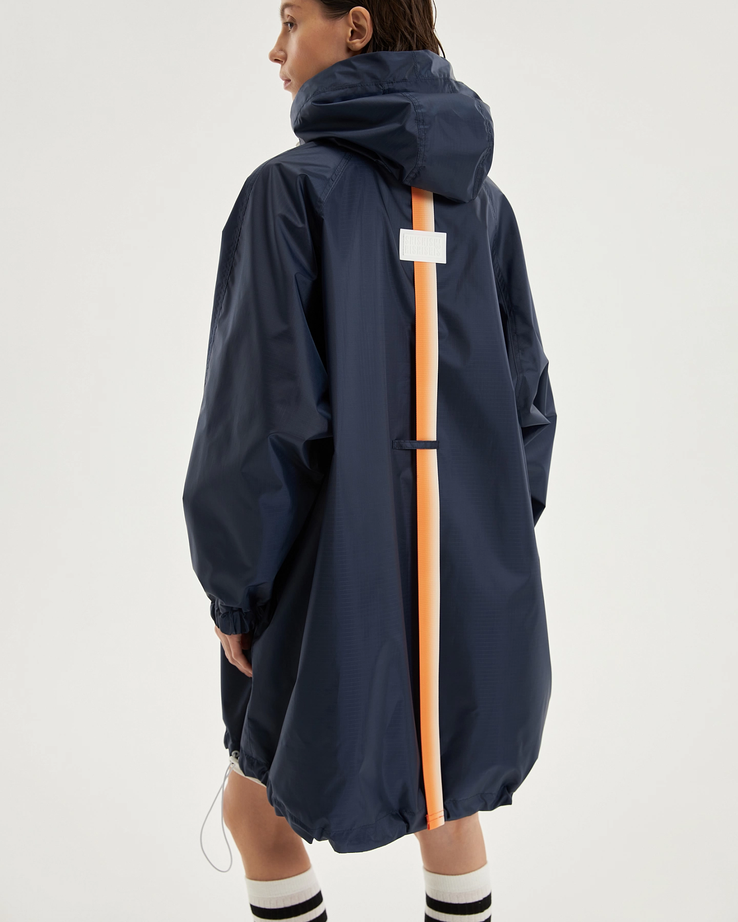 Анорак объёмной формы