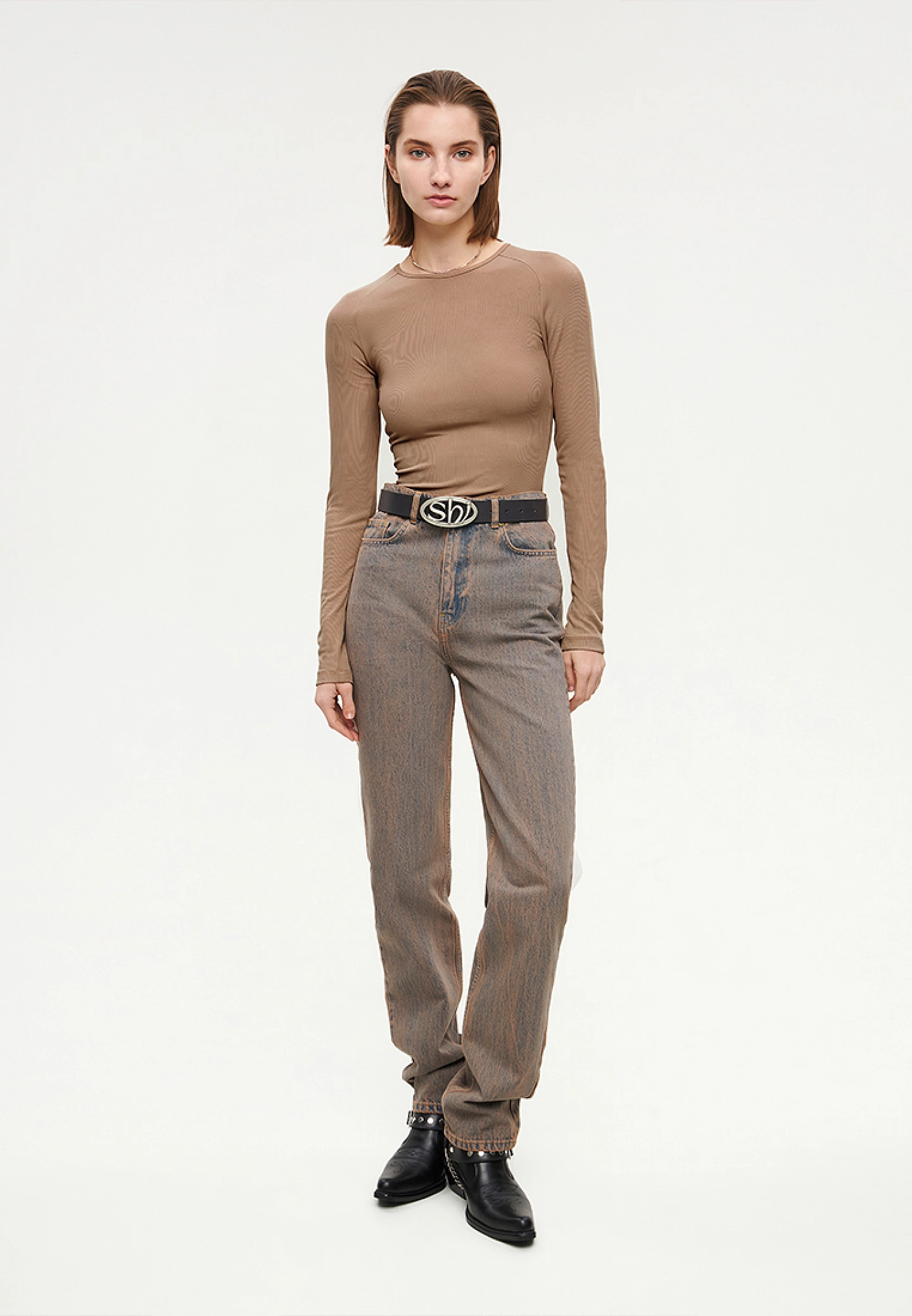 Джинсы прямого кроя