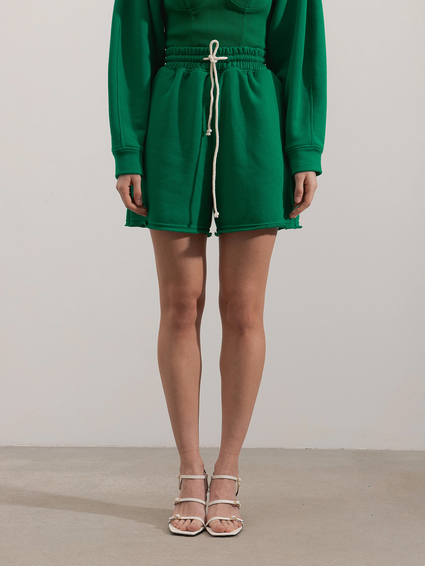 Шорты спортивные