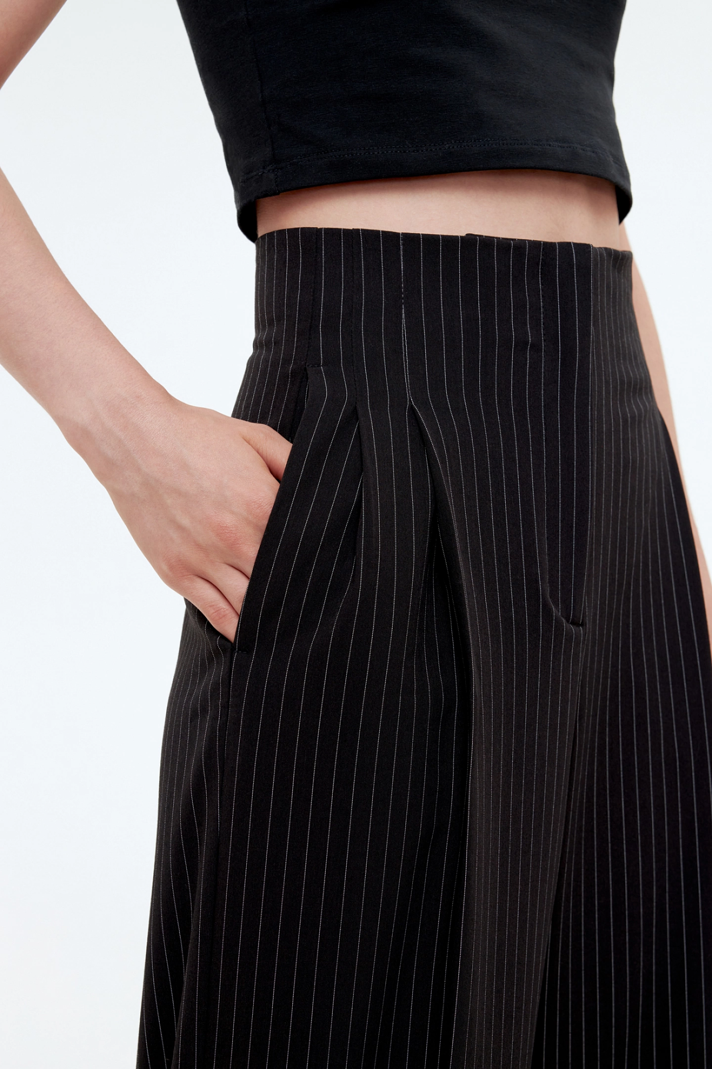 Жакет однобортный оверсайз и брюки прямые с завышенной талией