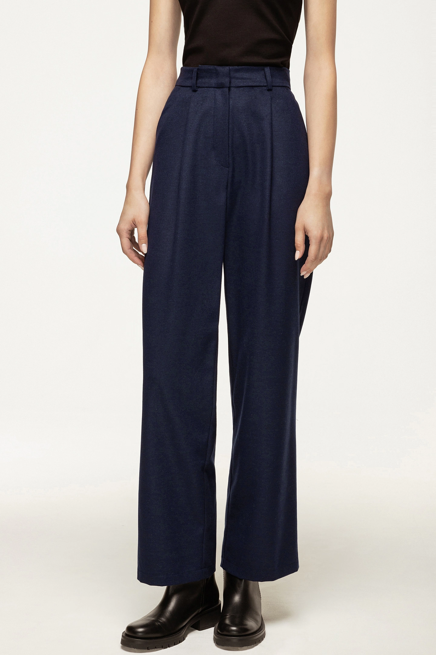 Брюки - трубы