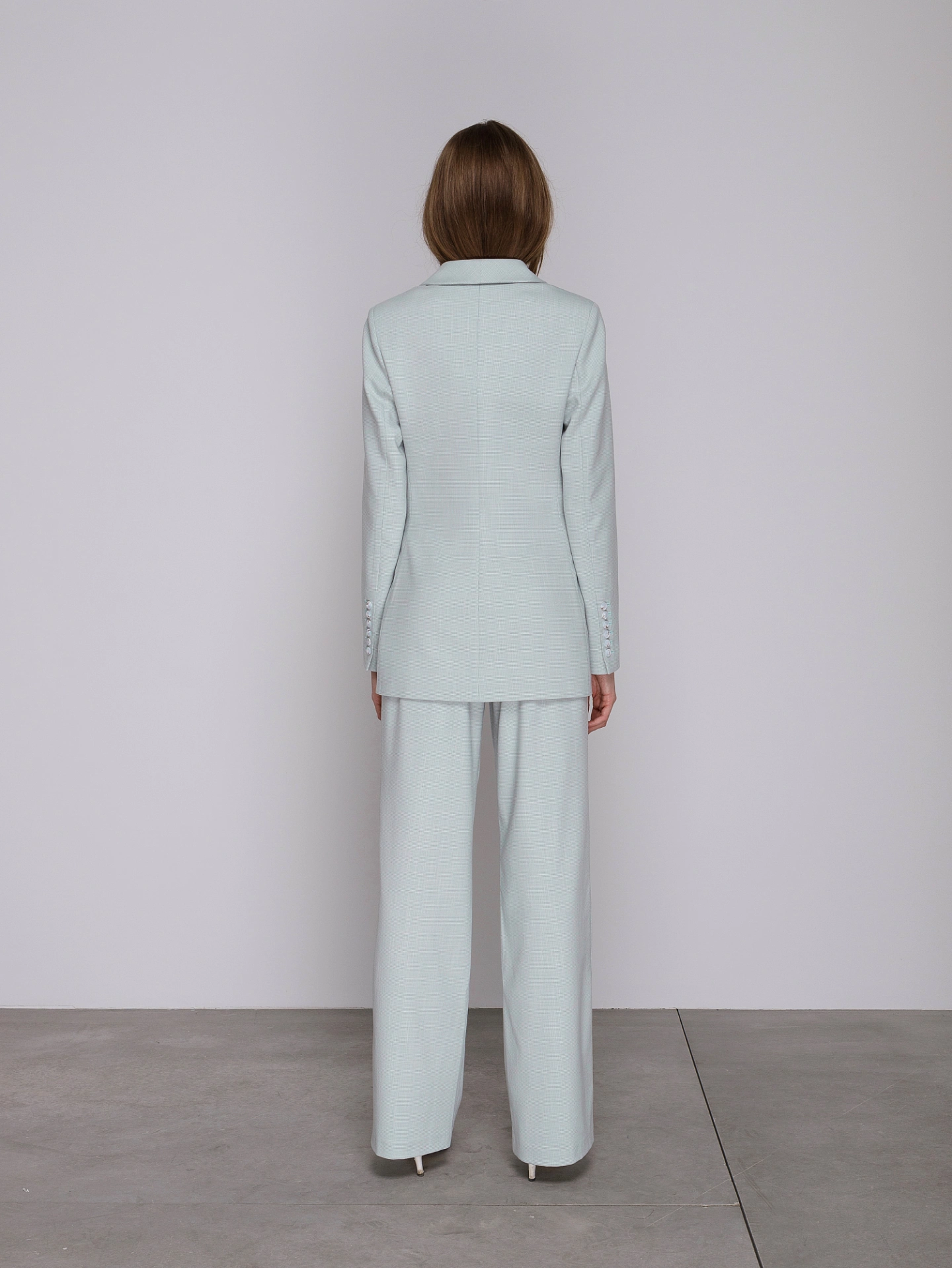 Жакет двубортный с воротником шаль и брюки - трубы