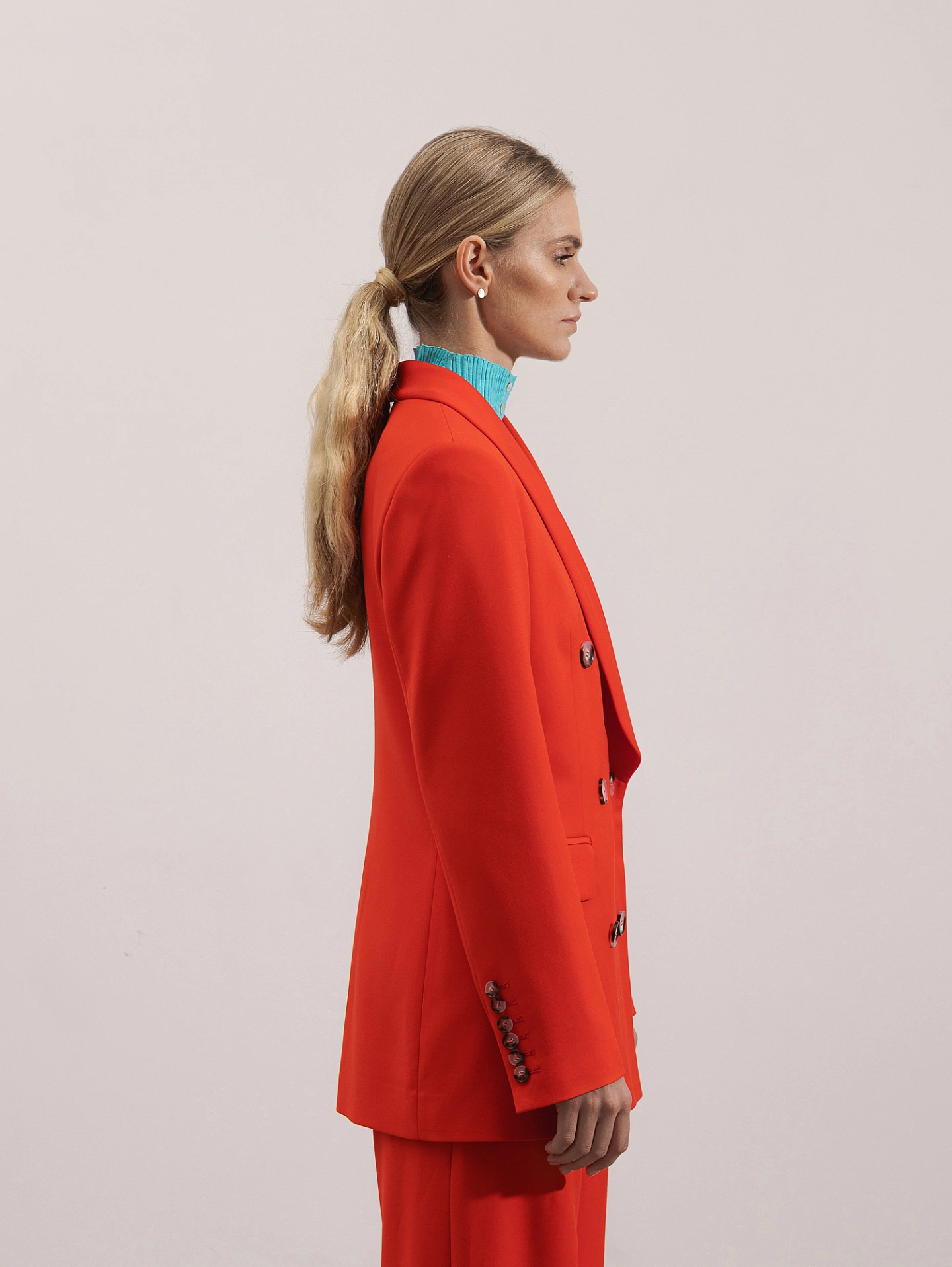 Жакет двубортный с воротником шаль и брюки - трубы