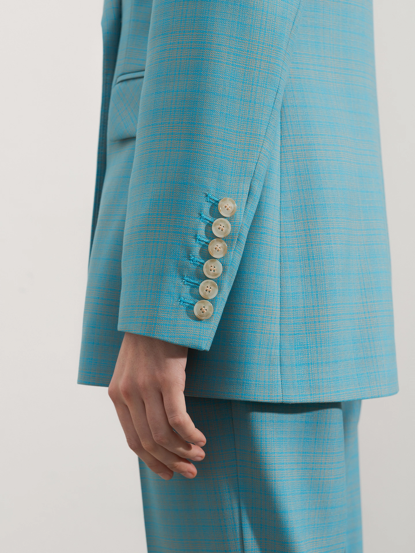 Жакет двубортный с воротником шаль