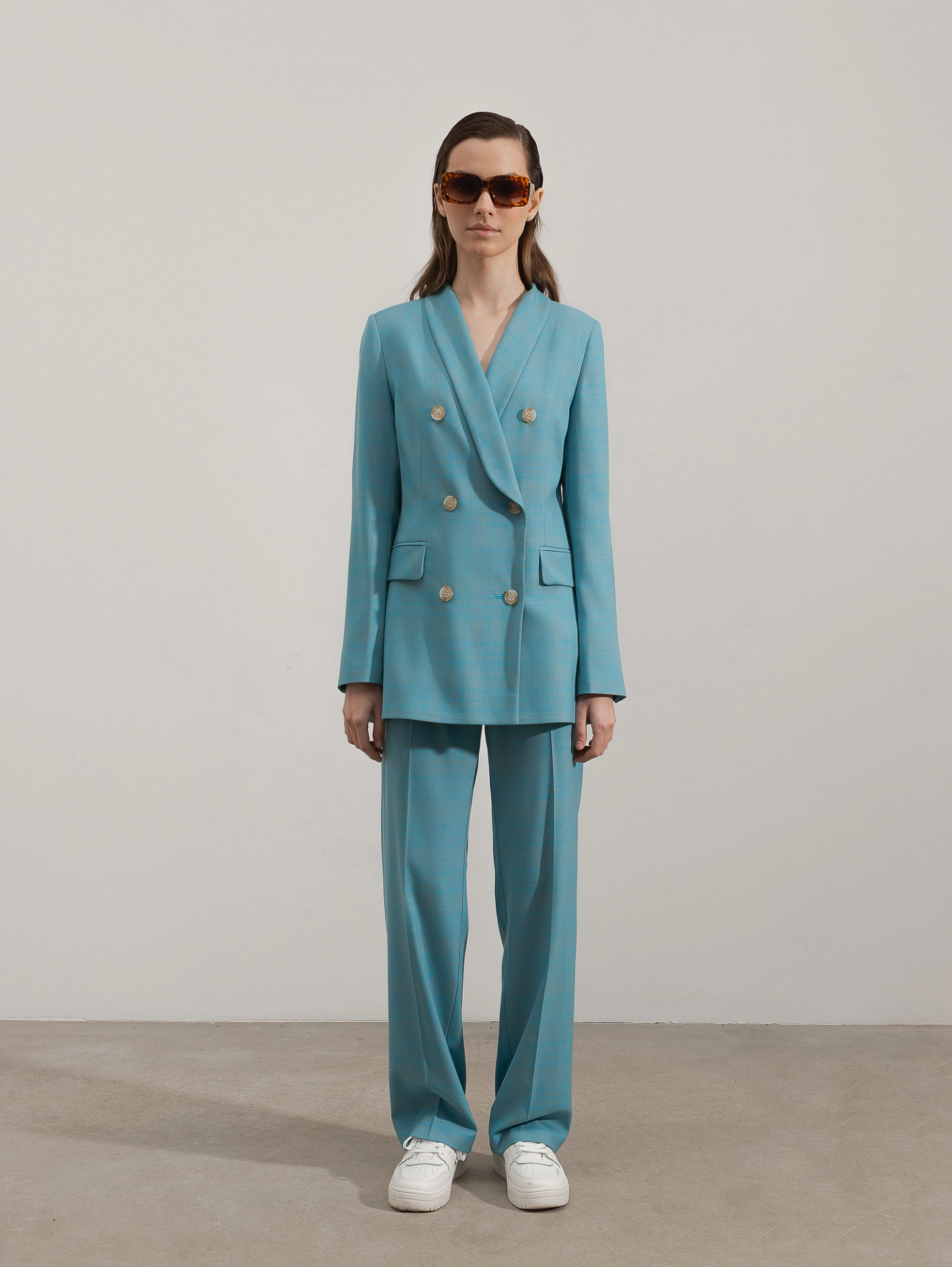 Жакет двубортный с воротником шаль