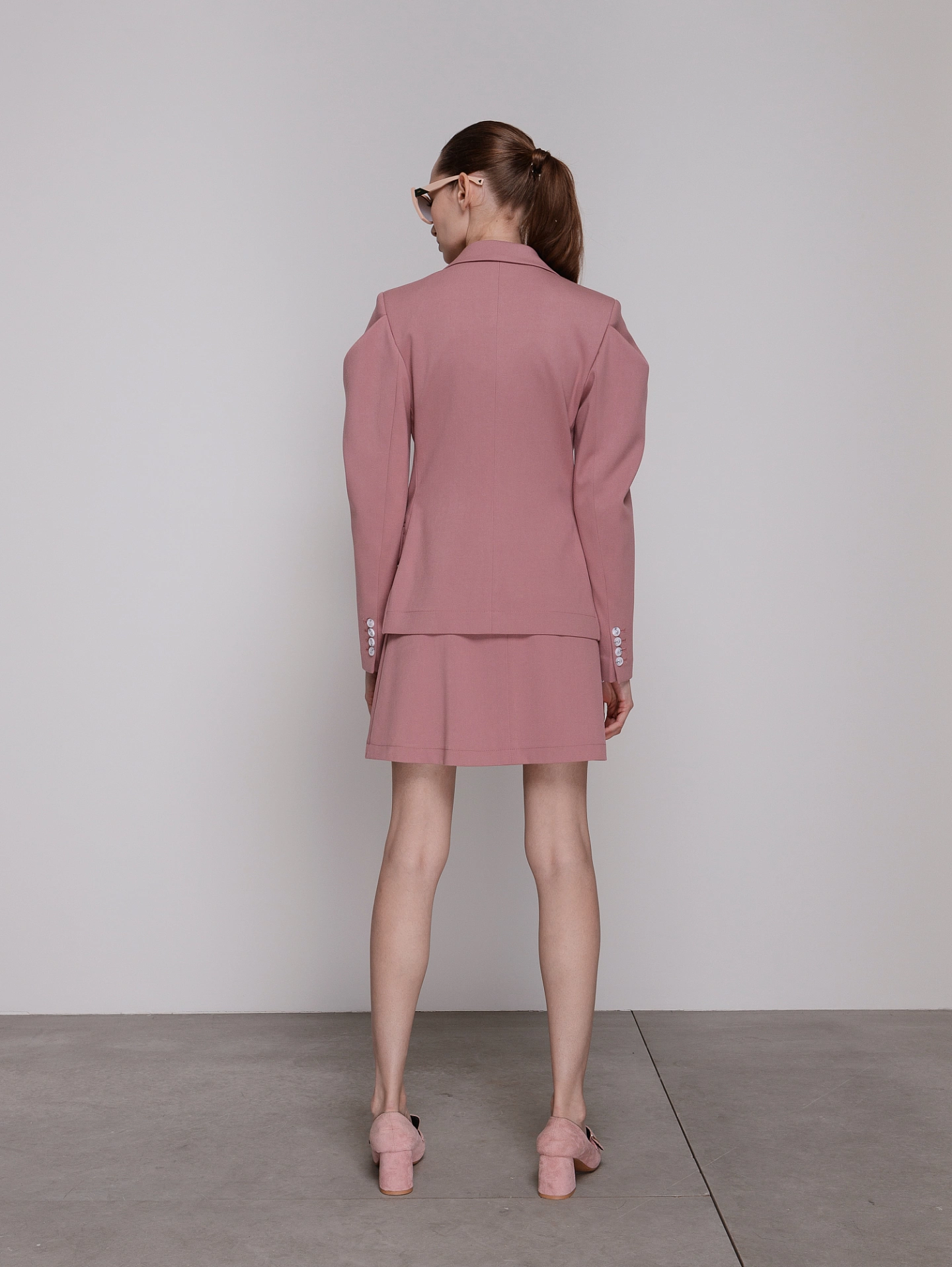 Жакет с фантазийными рукавами