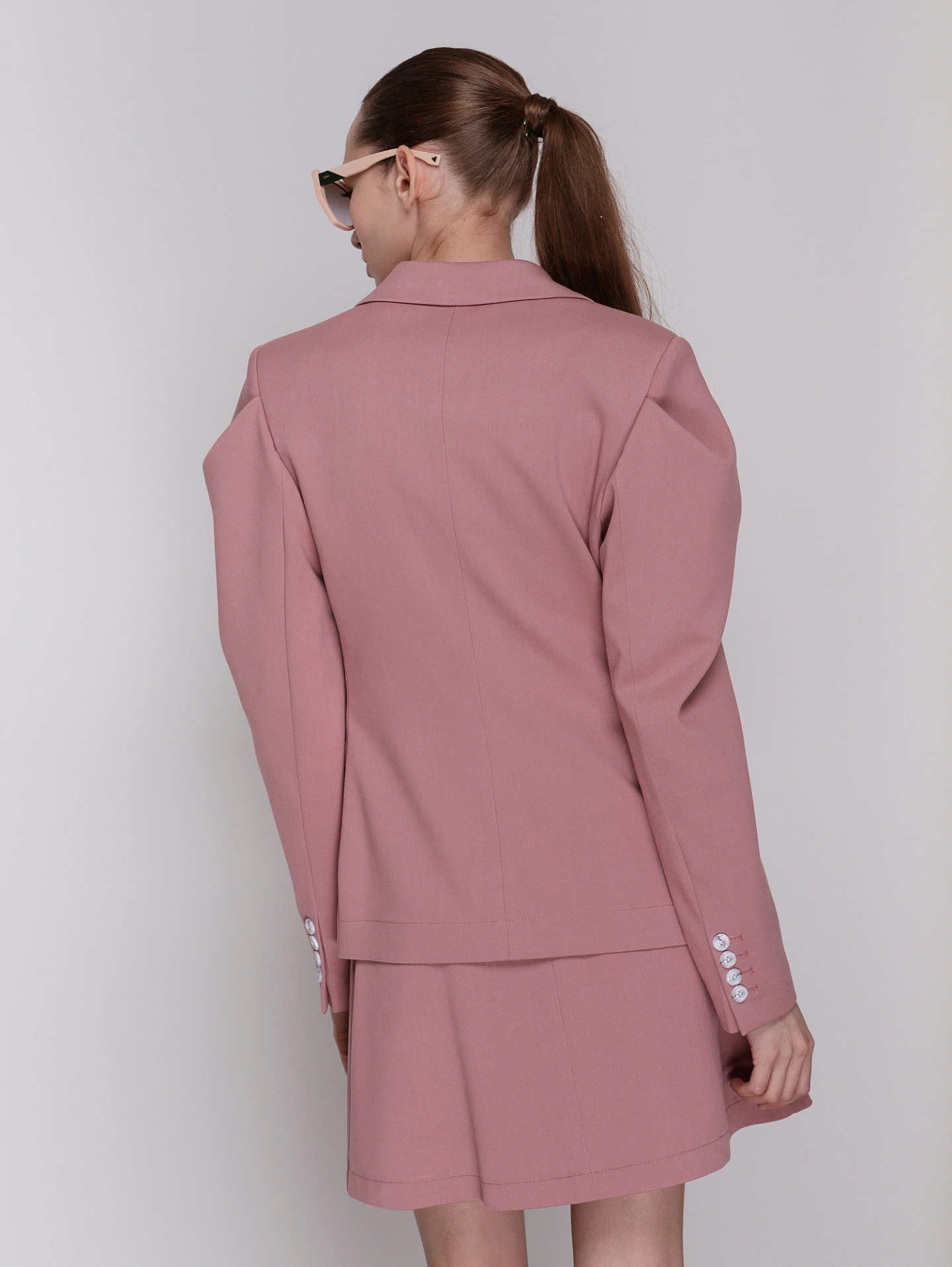 Жакет с фантазийными рукавами