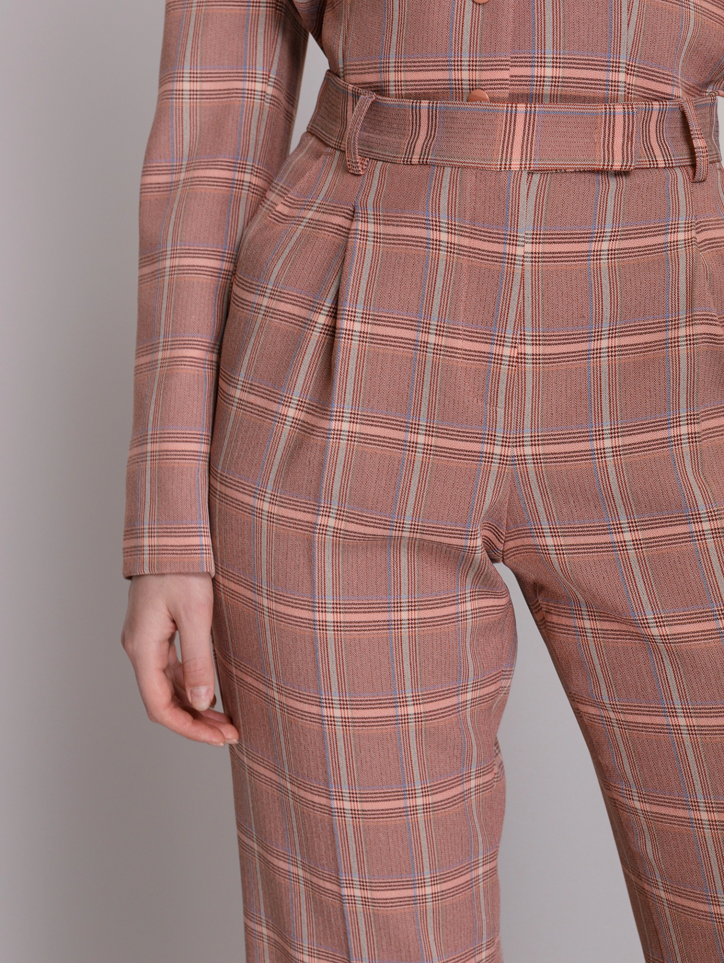 Брюки мужского типа