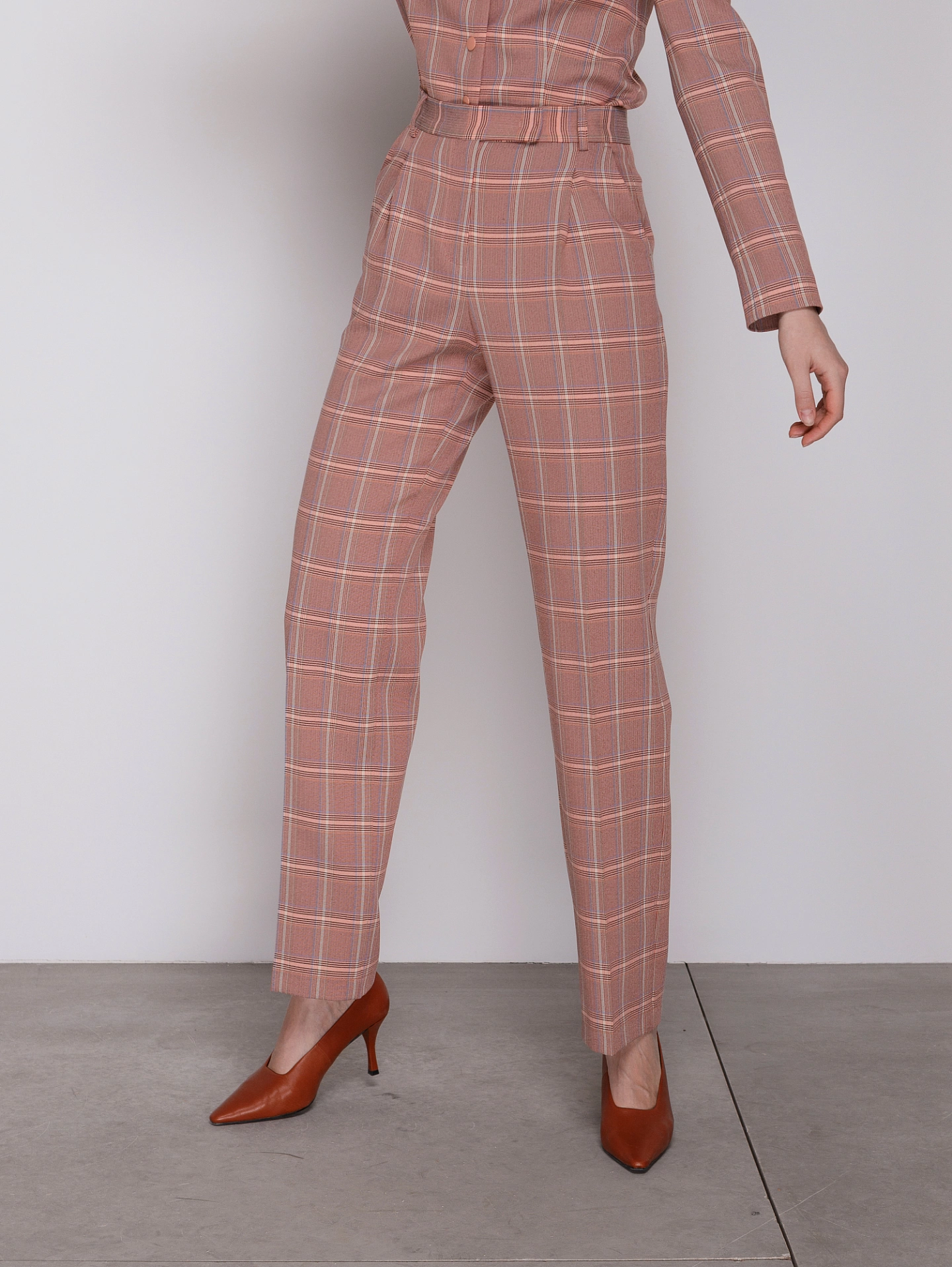 Брюки мужского типа