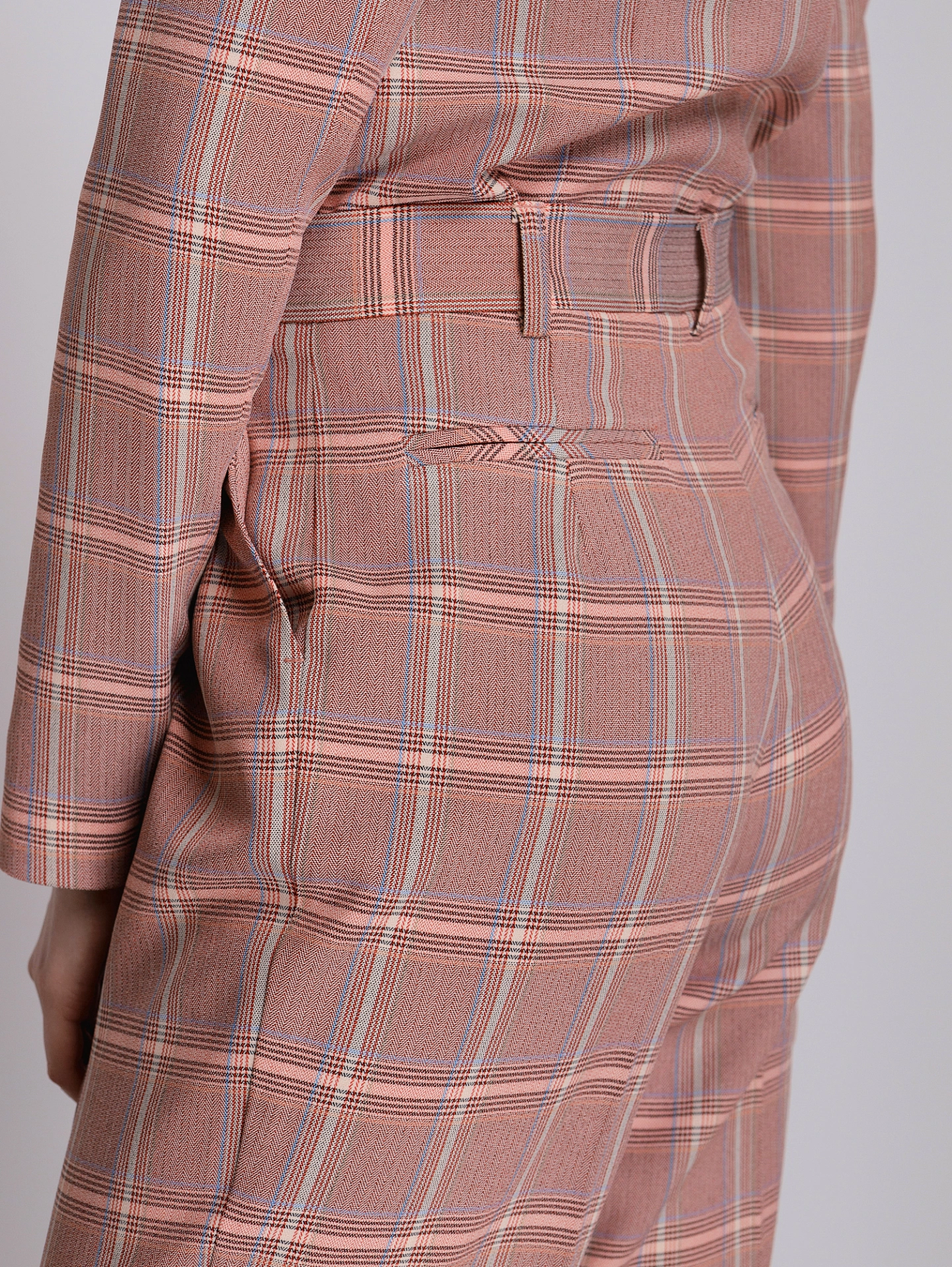 Брюки мужского типа