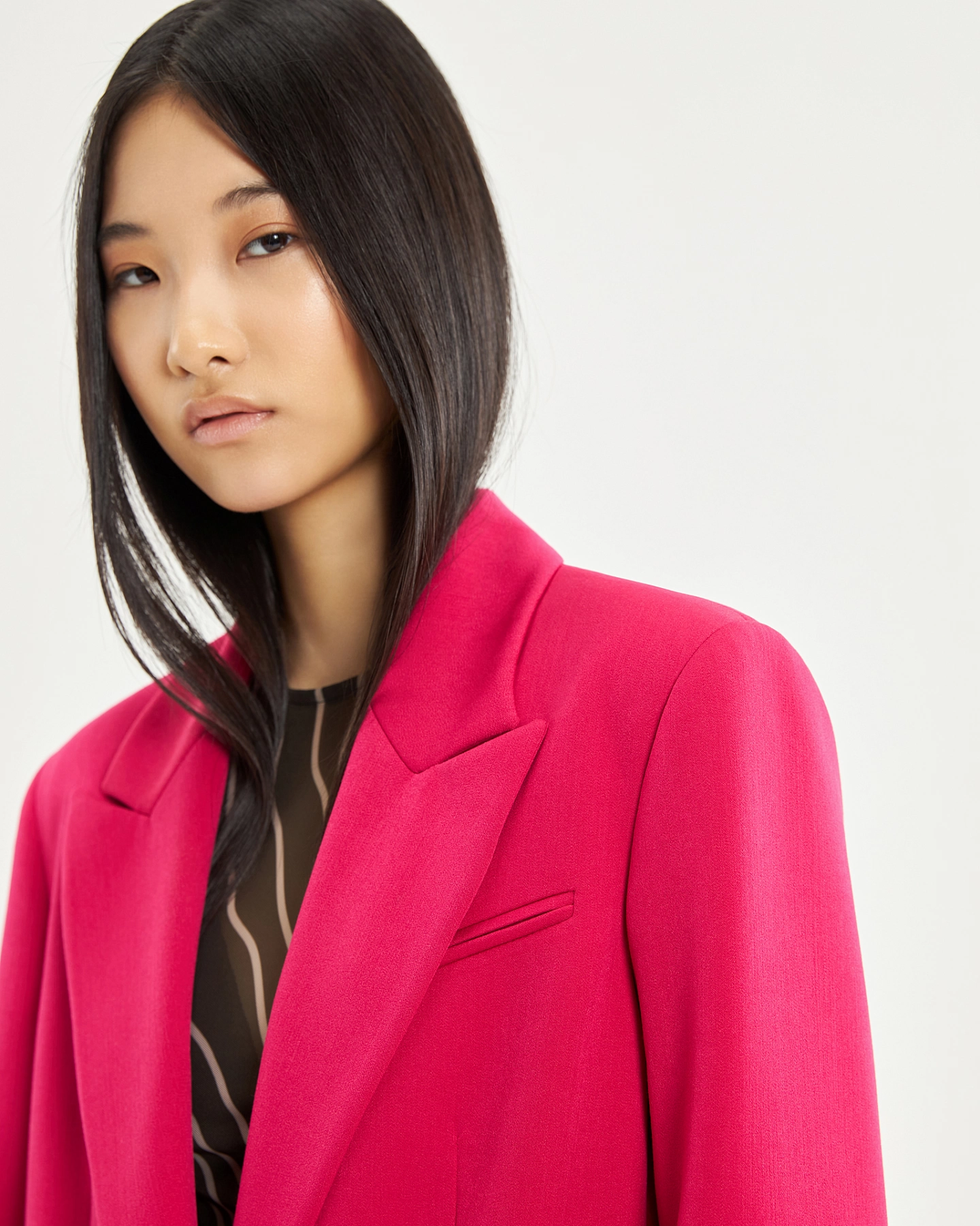 Однобортный жакет свободной формы