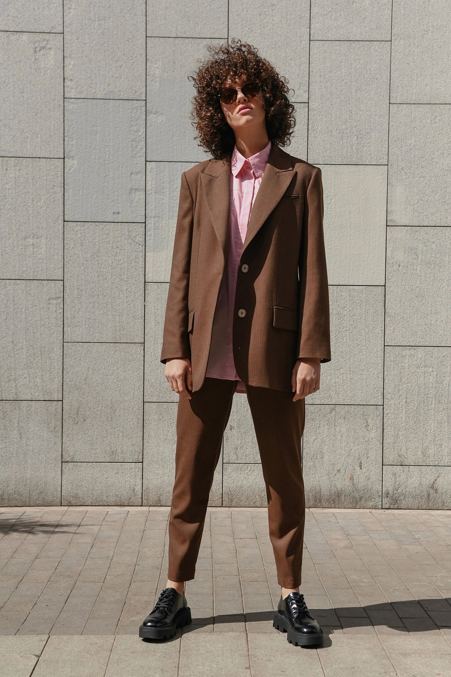 Брюки с защипами