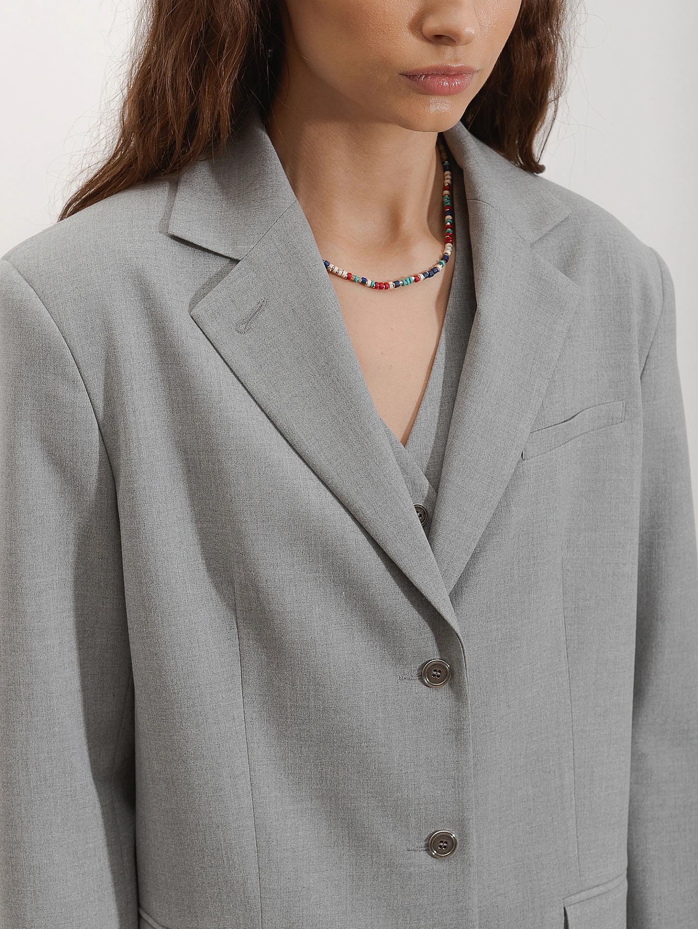 Жакет оверсайз на 3 пуговицах