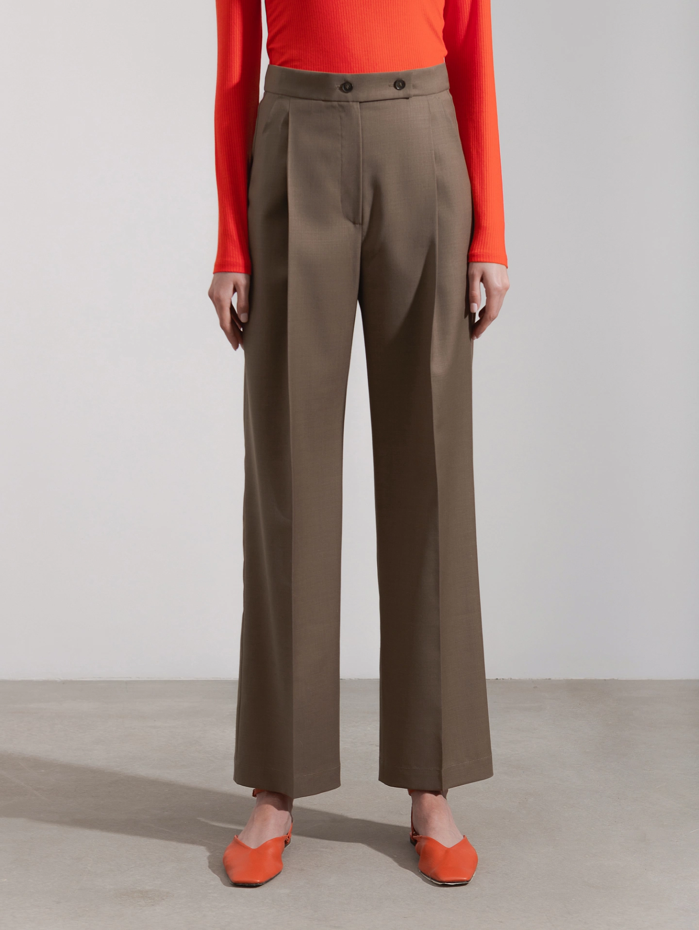 Жакет оверсайз на 3 пуговицах и брюки прямые с высокой посадкой