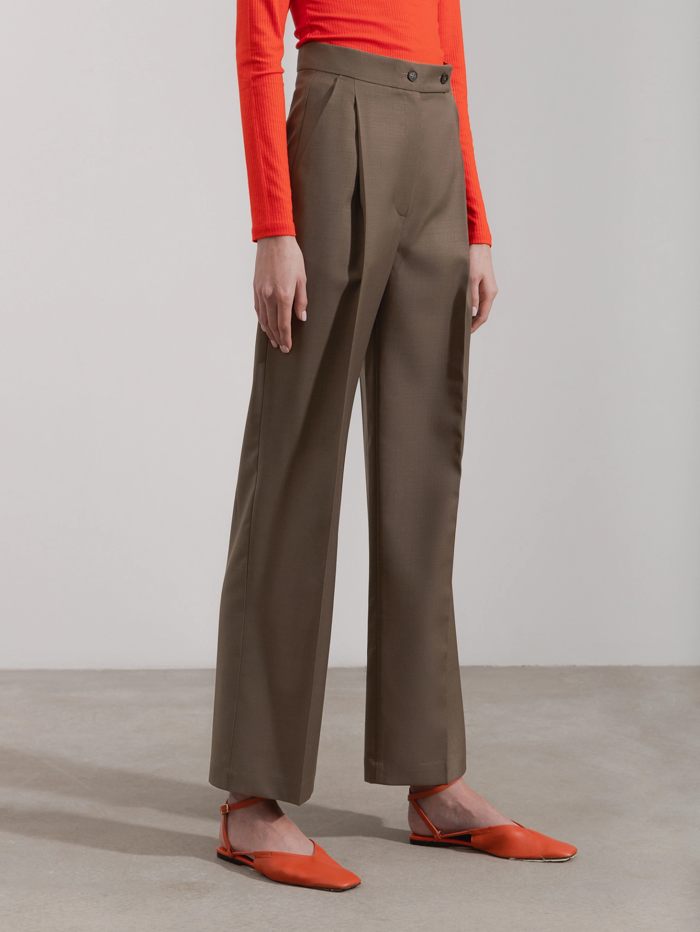 Жакет оверсайз на 3 пуговицах и брюки прямые с высокой посадкой