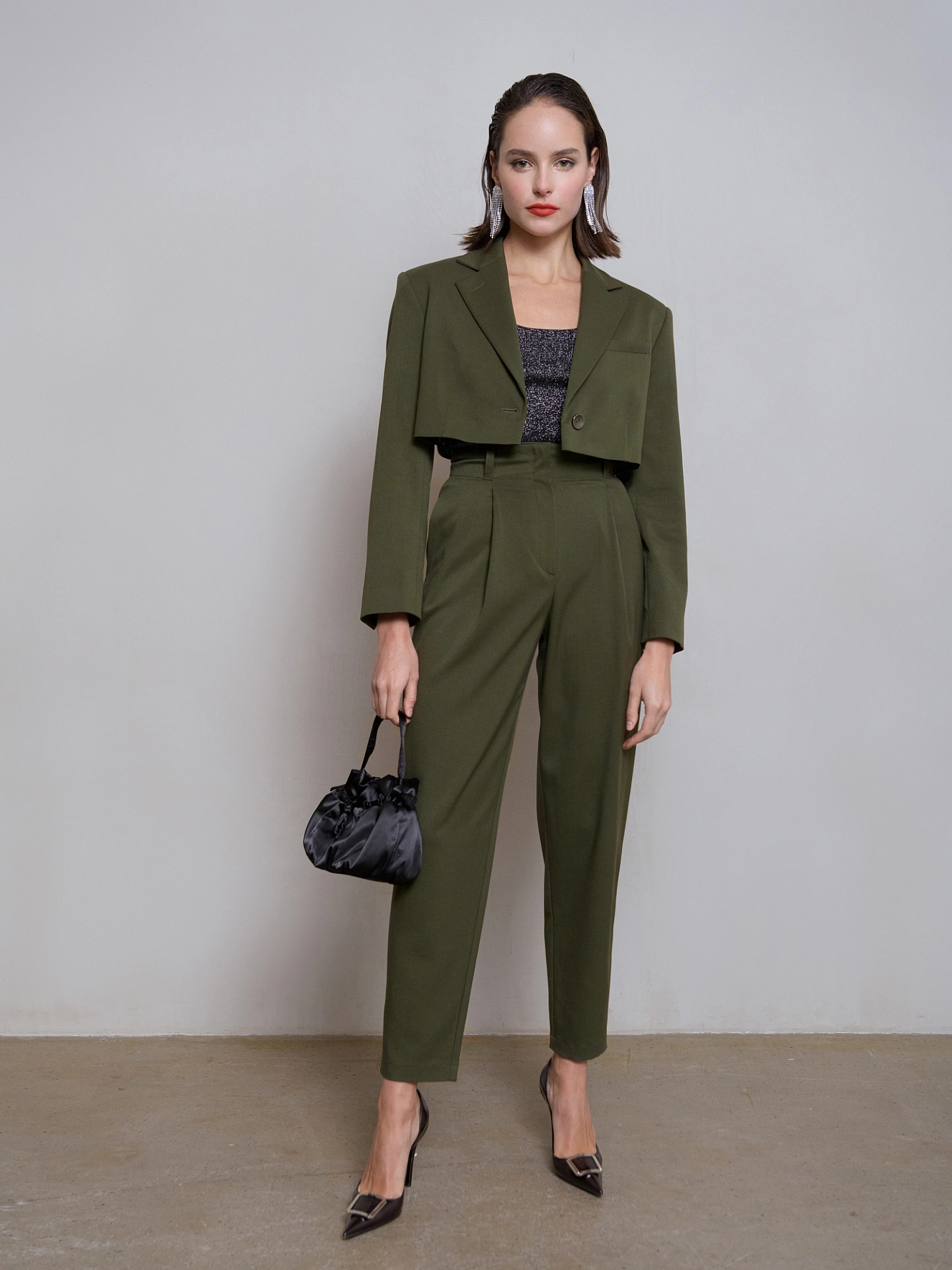 Жакет оверсайз укороченный