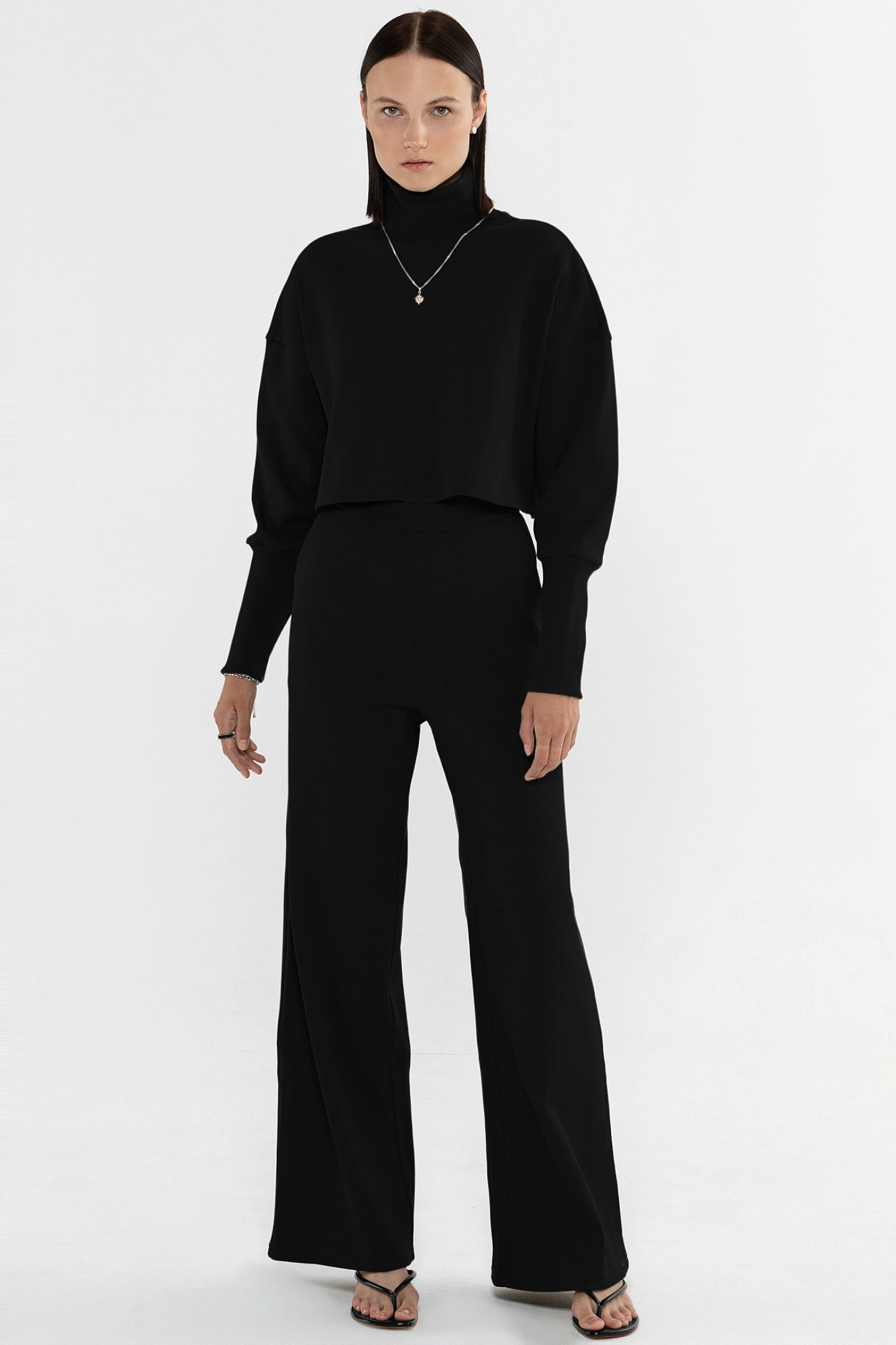 Свитшот короткий