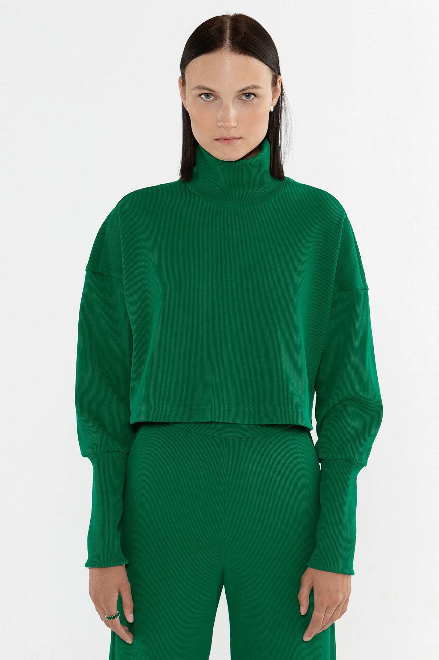 Свитшот короткий и брюки с застёжкой сзади кашкорсе