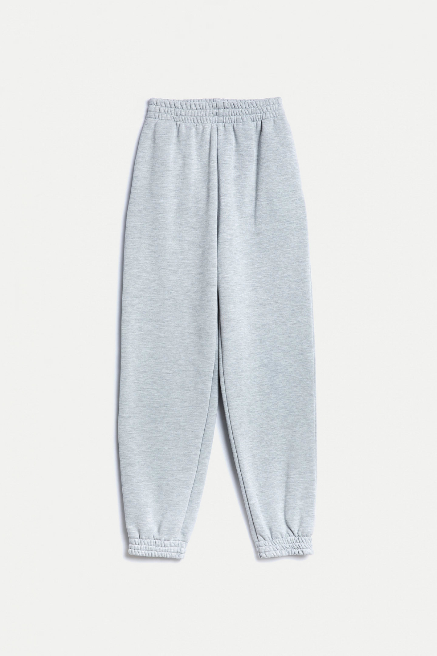 Свитшот с логотипом и брюки трикотажные